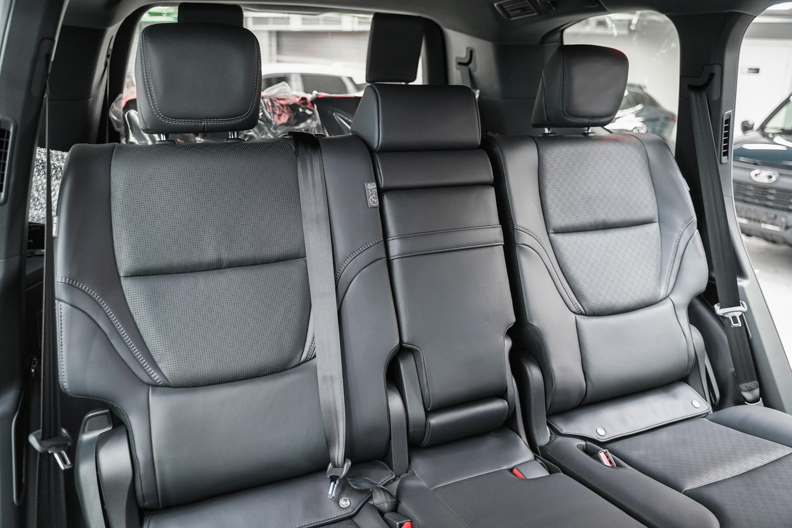 Toyota Land Cruiser 2025, черный, ДЦ Орехово