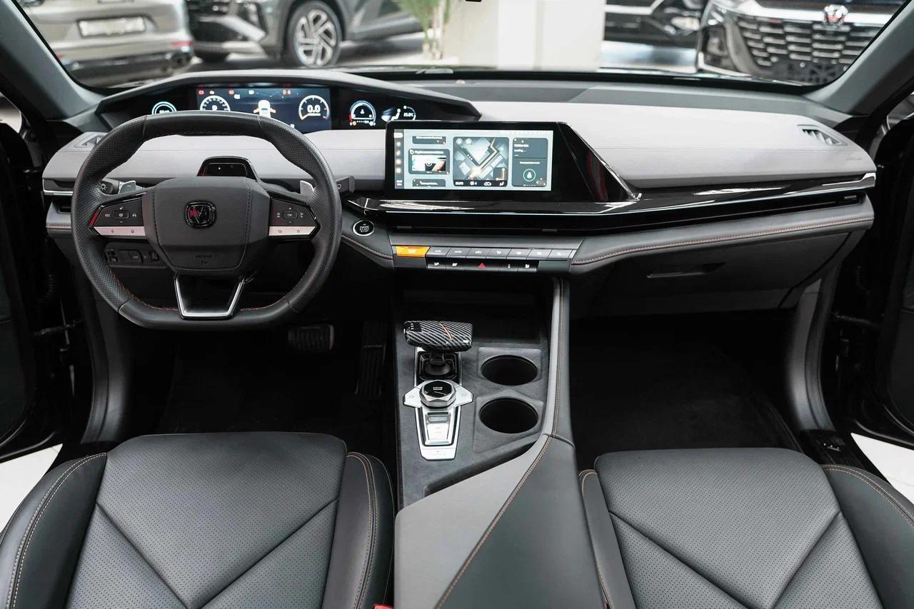 Changan UNI-V 2023, черный, ДЦ Орехово