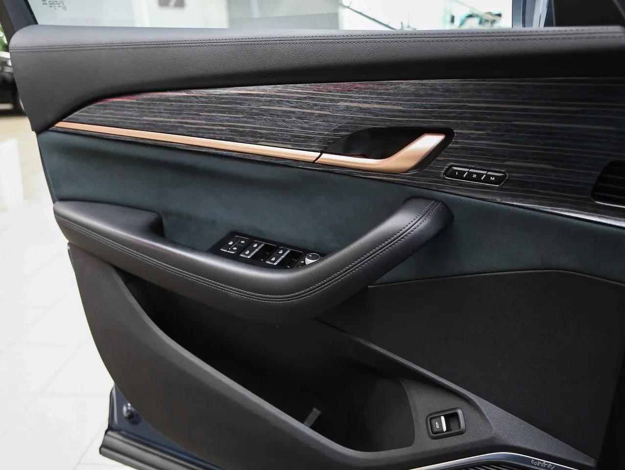 Geely Monjaro 2023, синий, ДЦ Орехово