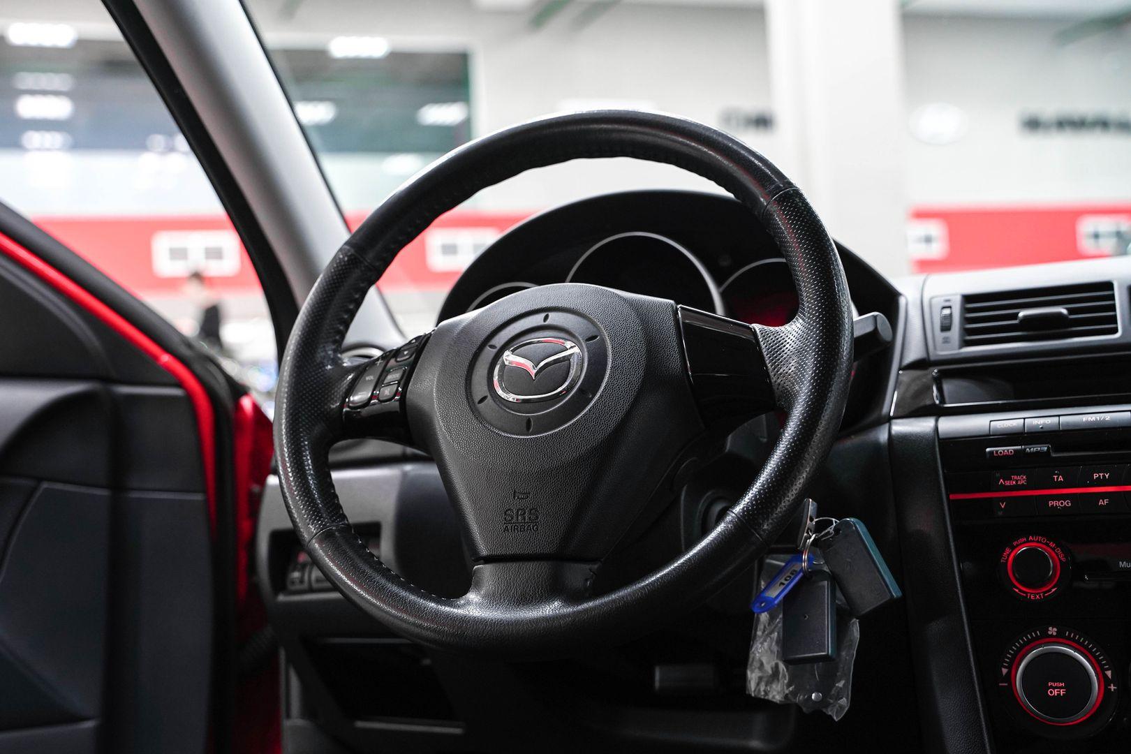 Mazda 3 2008, красный, ДЦ Орехово