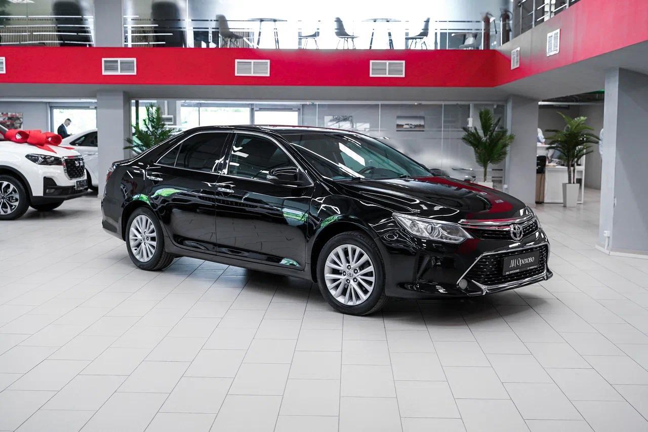 Toyota Camry 2015, черный, ДЦ Орехово