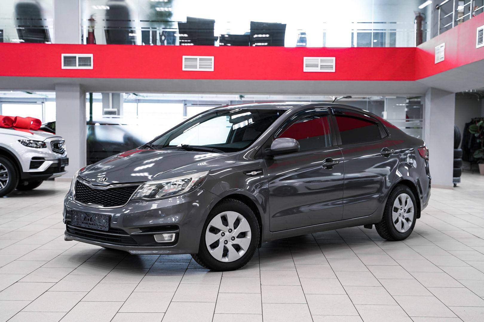 Kia Rio 2015, серый, ДЦ Орехово
