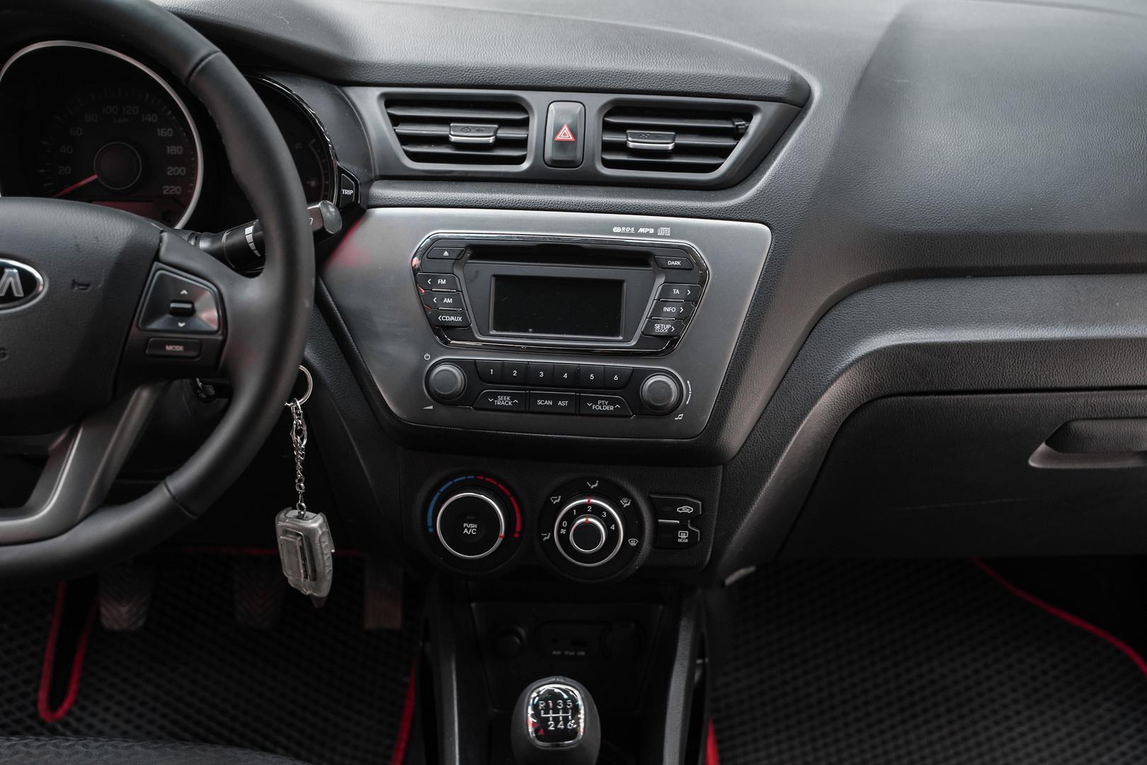 Kia Rio 2014, черный, ДЦ Орехово