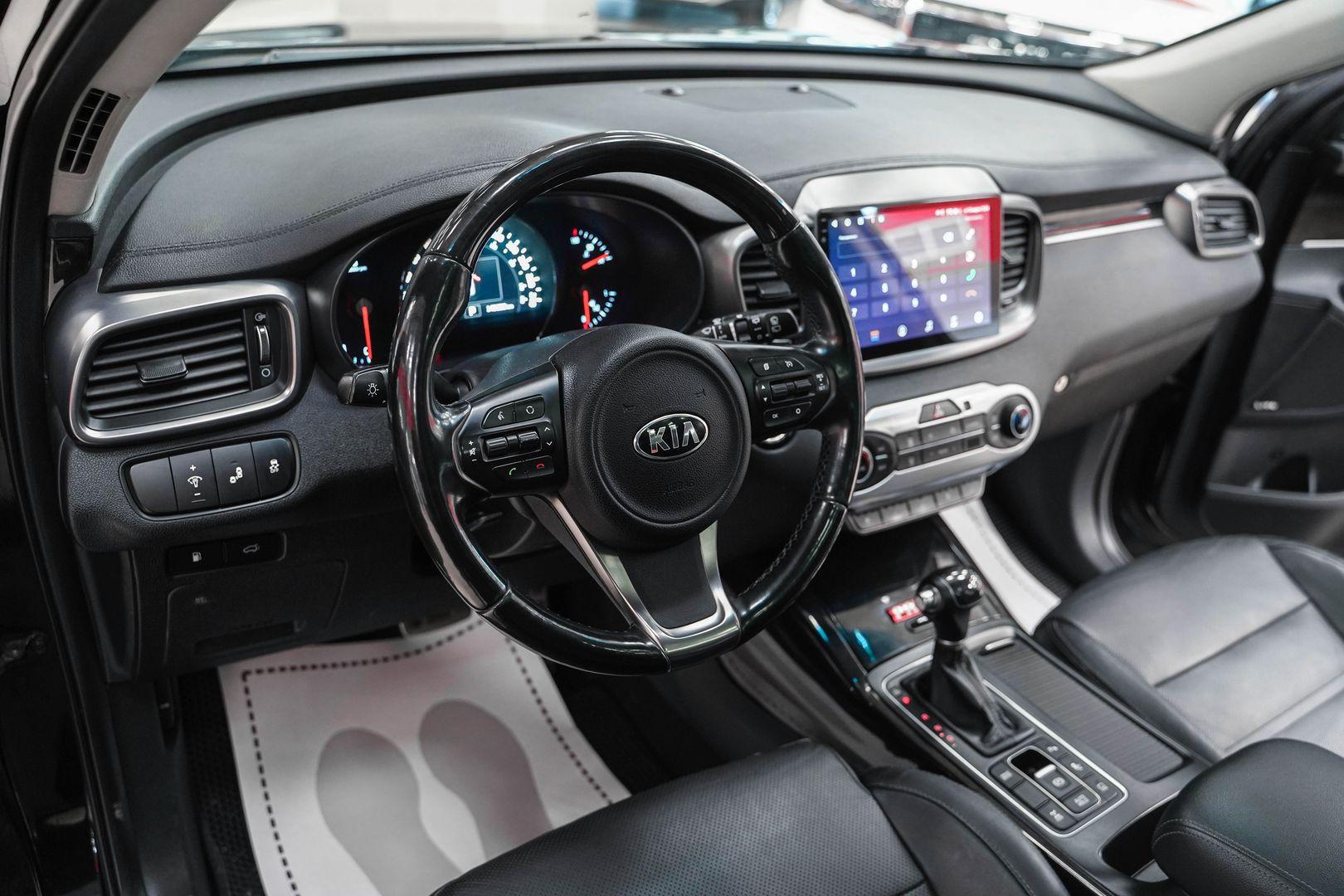 Kia Sorento 2016, черный, ДЦ Орехово
