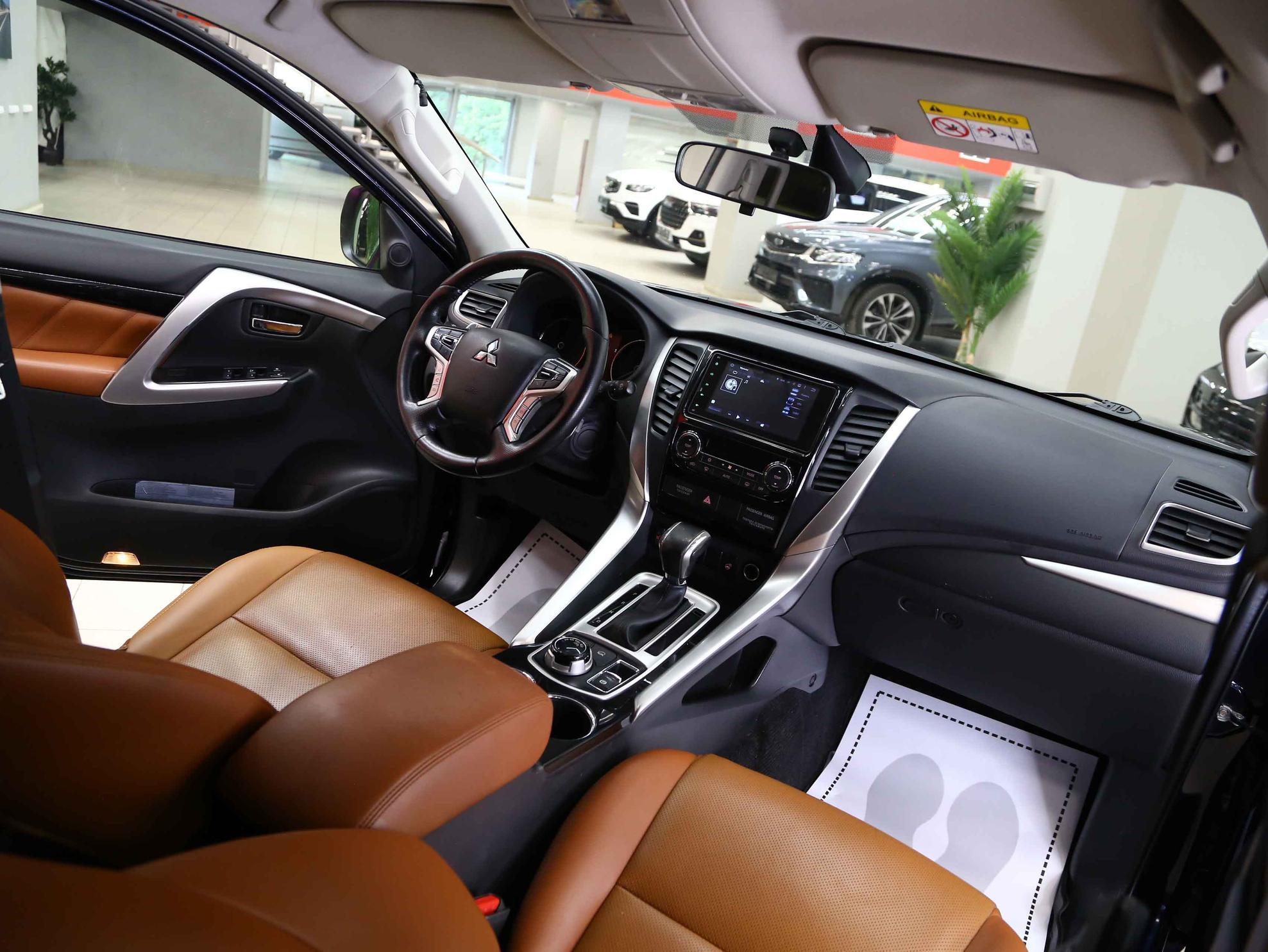 Mitsubishi Pajero Sport 2017, синий, ДЦ Орехово