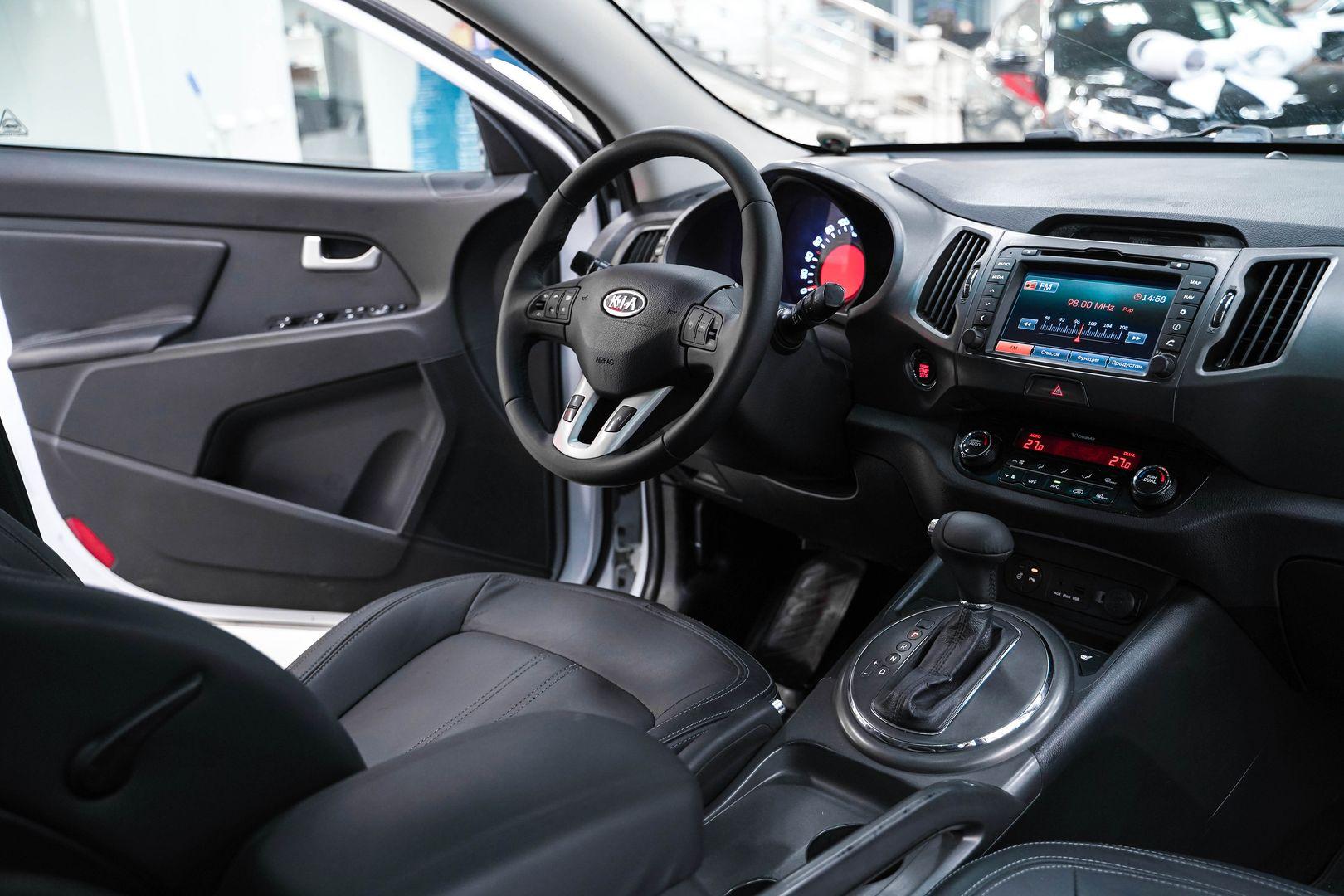 Kia Sportage 2012, белый, ДЦ Орехово