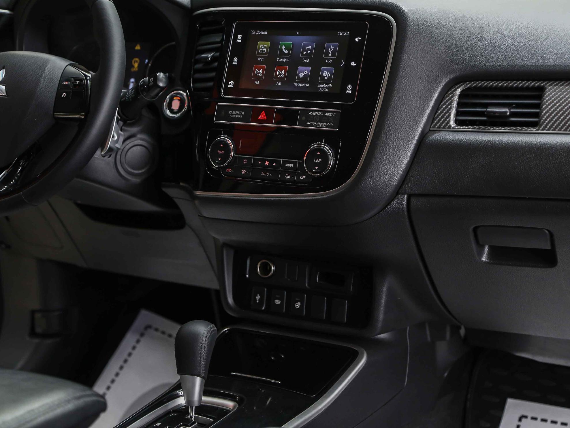 Mitsubishi Outlander 2019, черный, ДЦ Орехово
