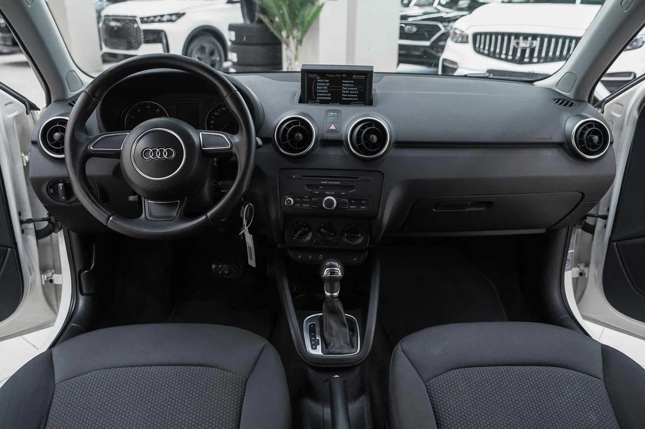 Audi A1 2014, белый, ДЦ Орехово