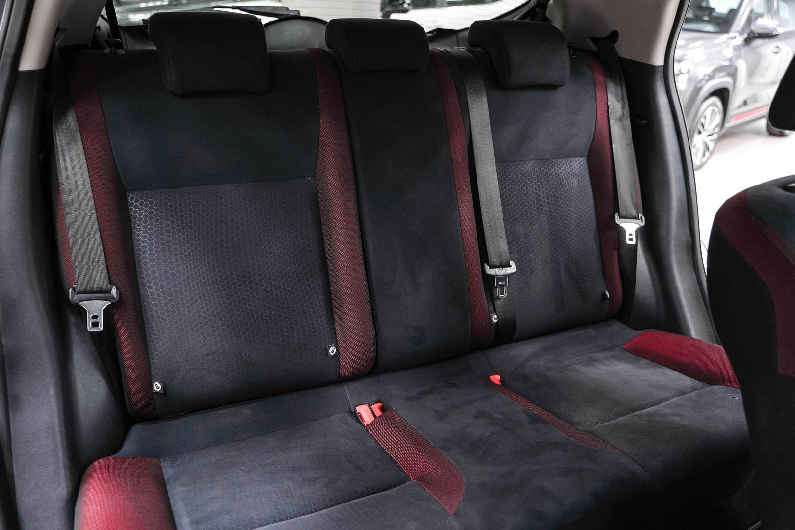 Nissan Juke 2014, белый, ДЦ Орехово