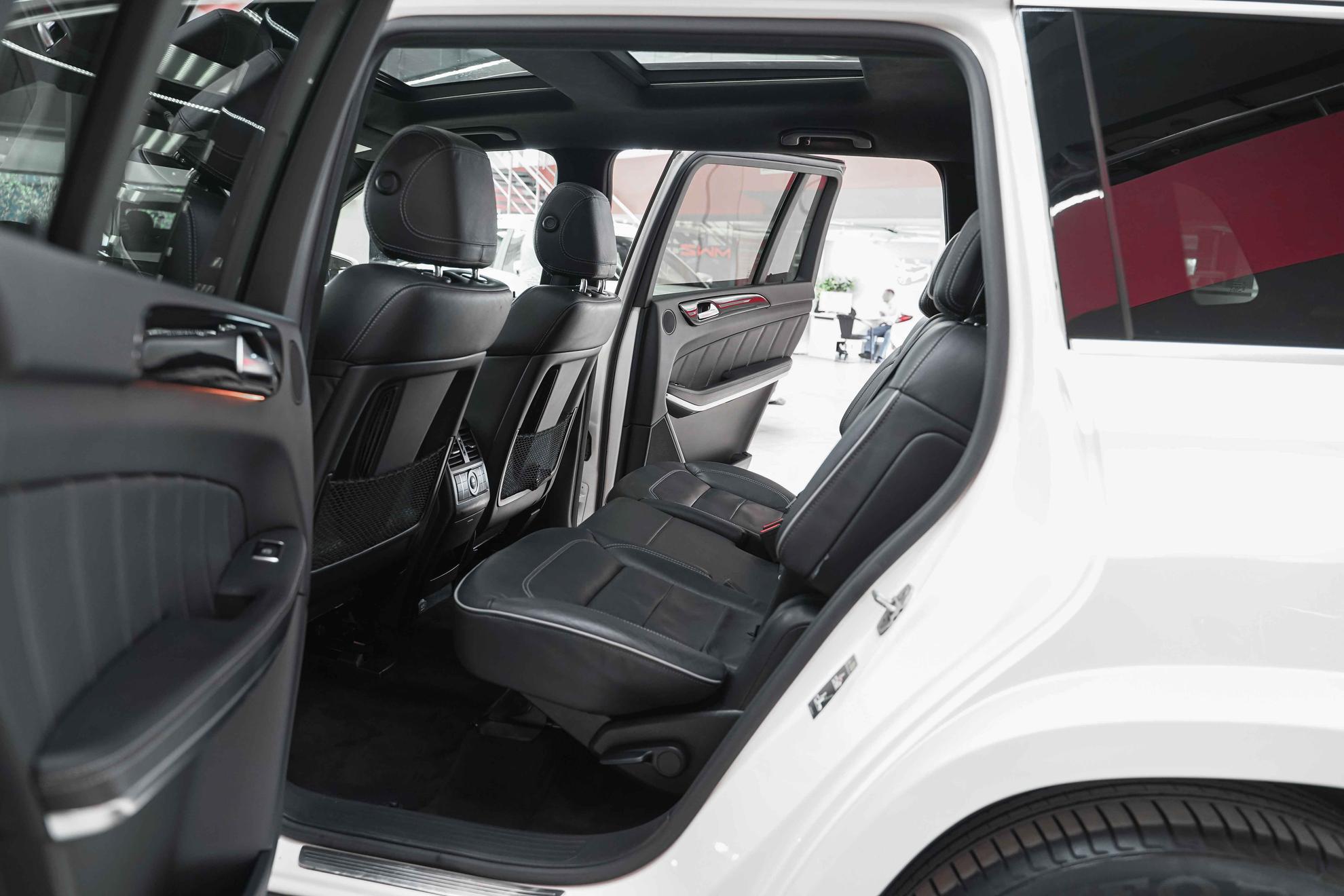 Mercedes-Benz GL-Класс 2013, белый, ДЦ Орехово