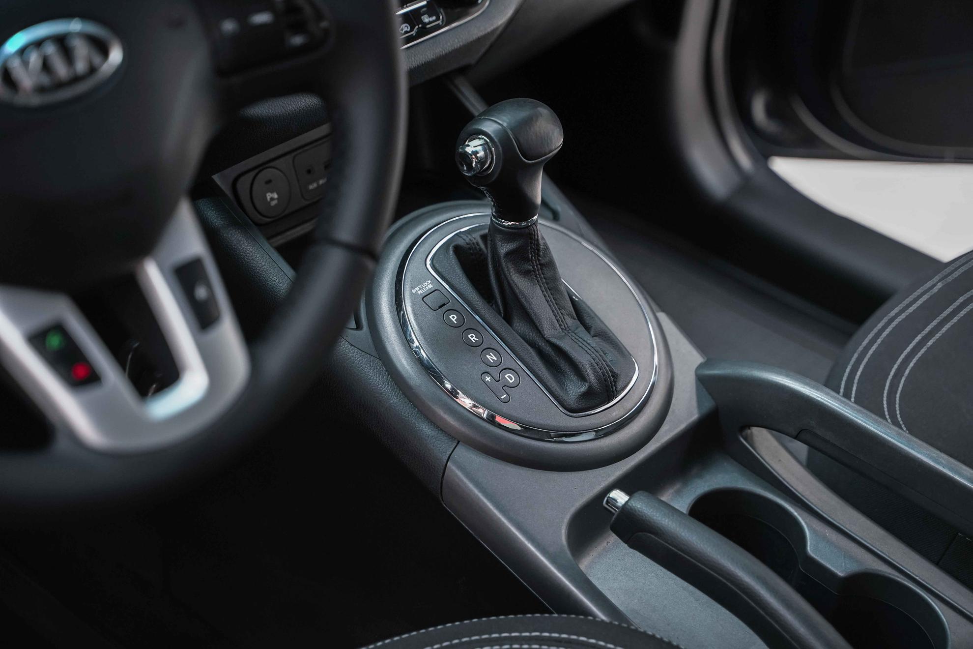 Kia Sportage 2012, синий, ДЦ Орехово