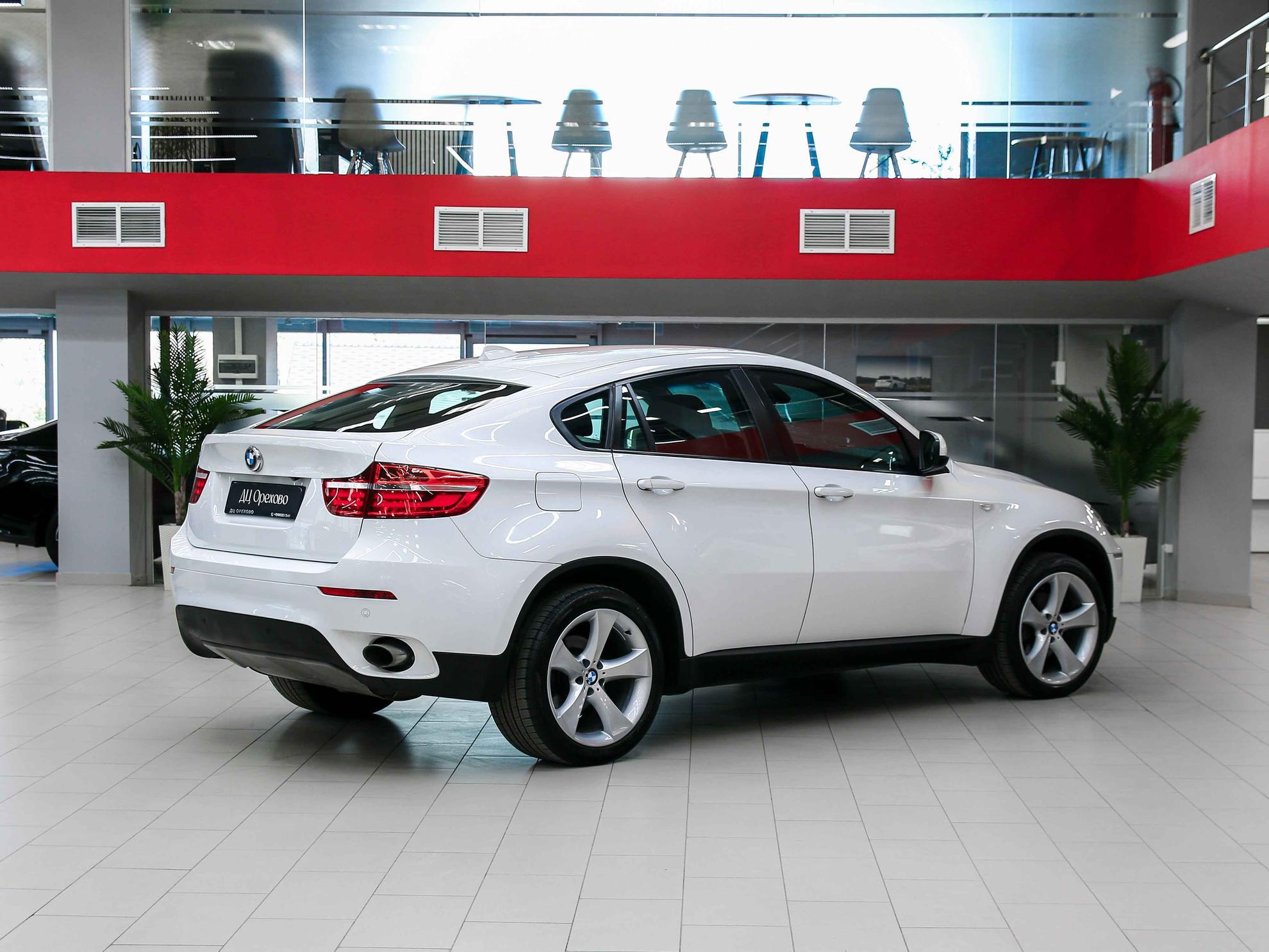 BMW X6 2013, белый, ДЦ Орехово