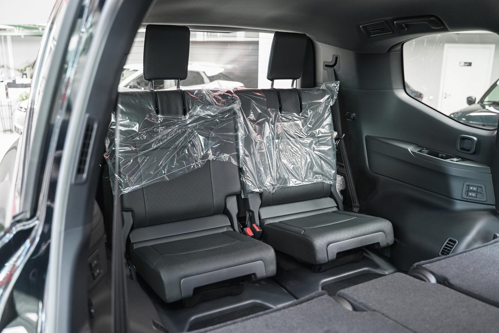 Toyota Land Cruiser 2025, черный, ДЦ Орехово