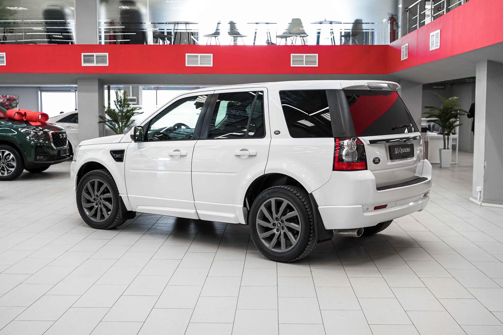 Land Rover Freelander 2011, белый, ДЦ Орехово