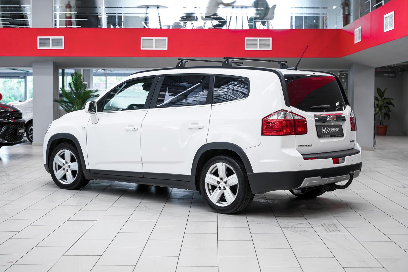 Chevrolet Orlando 2012, белый, ДЦ Орехово