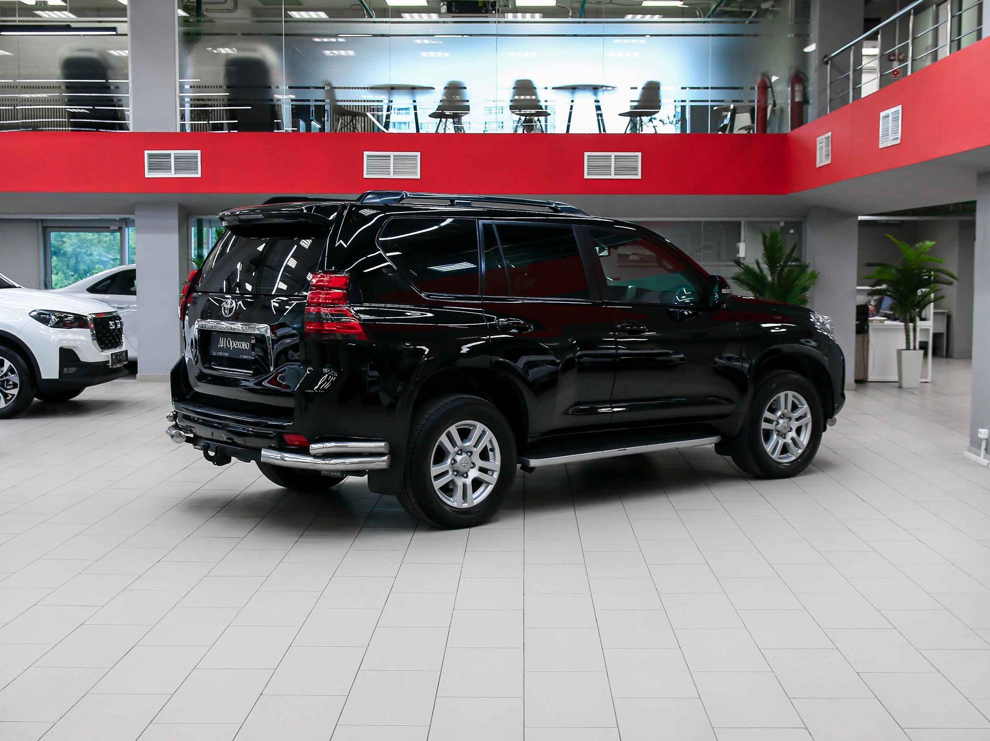Toyota Land Cruiser Prado 2013, черный, ДЦ Орехово