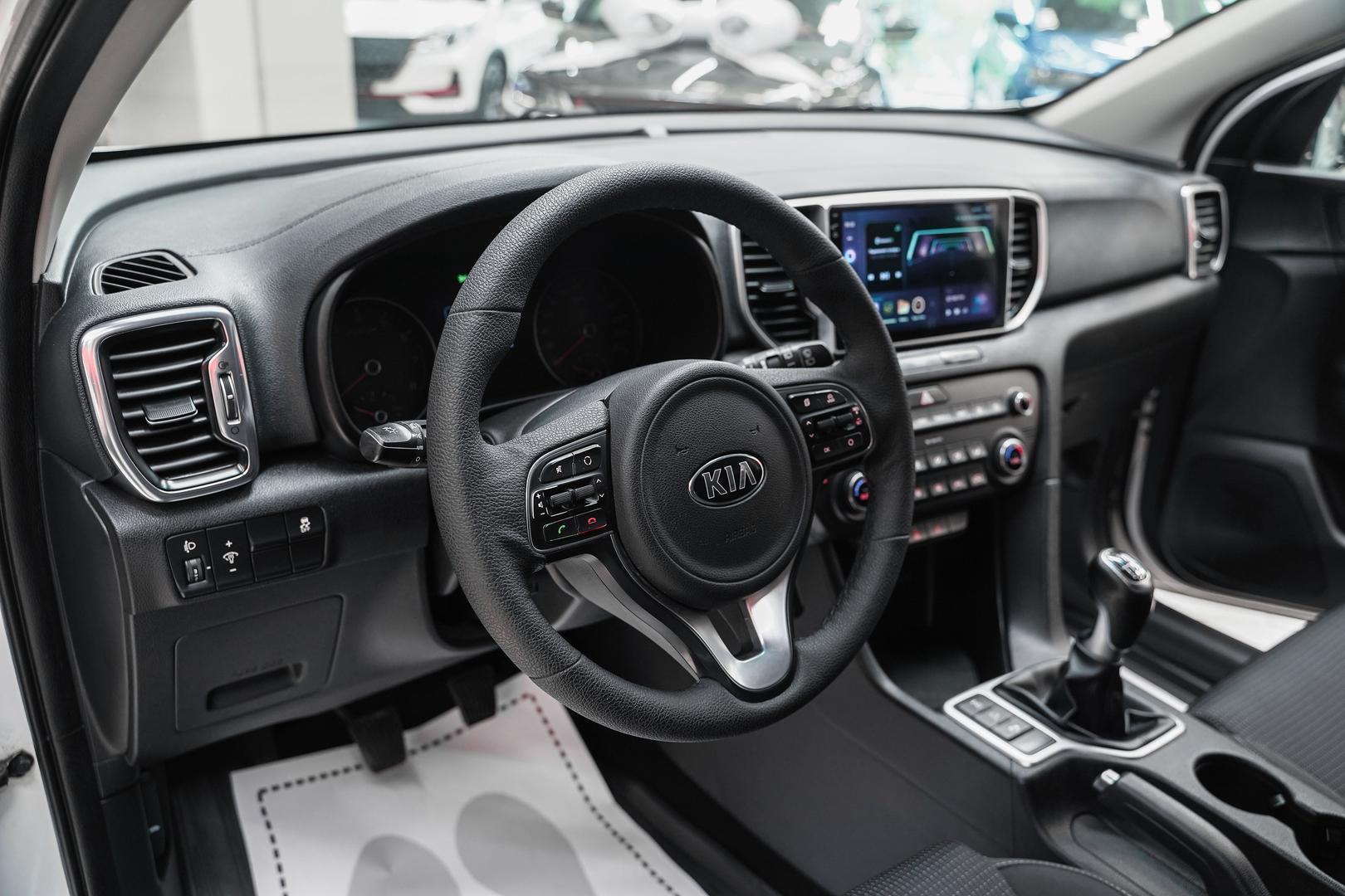 Kia Sportage 2016, белый, ДЦ Орехово