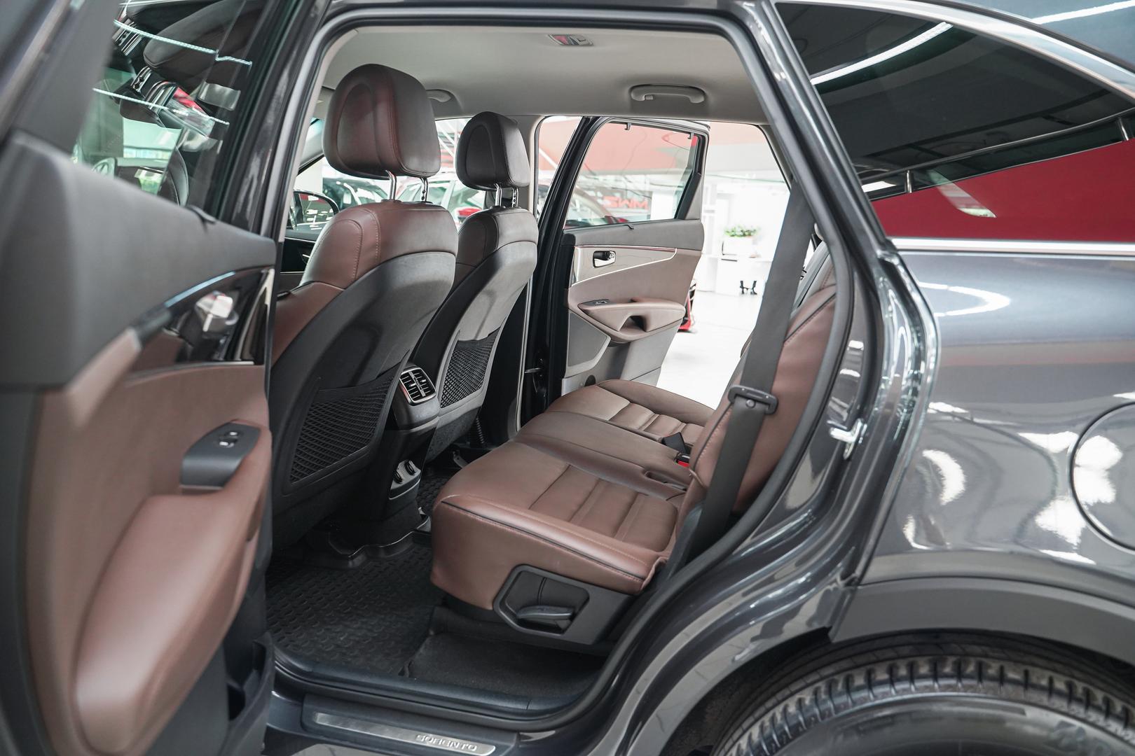 Kia Sorento 2017, серый, ДЦ Орехово