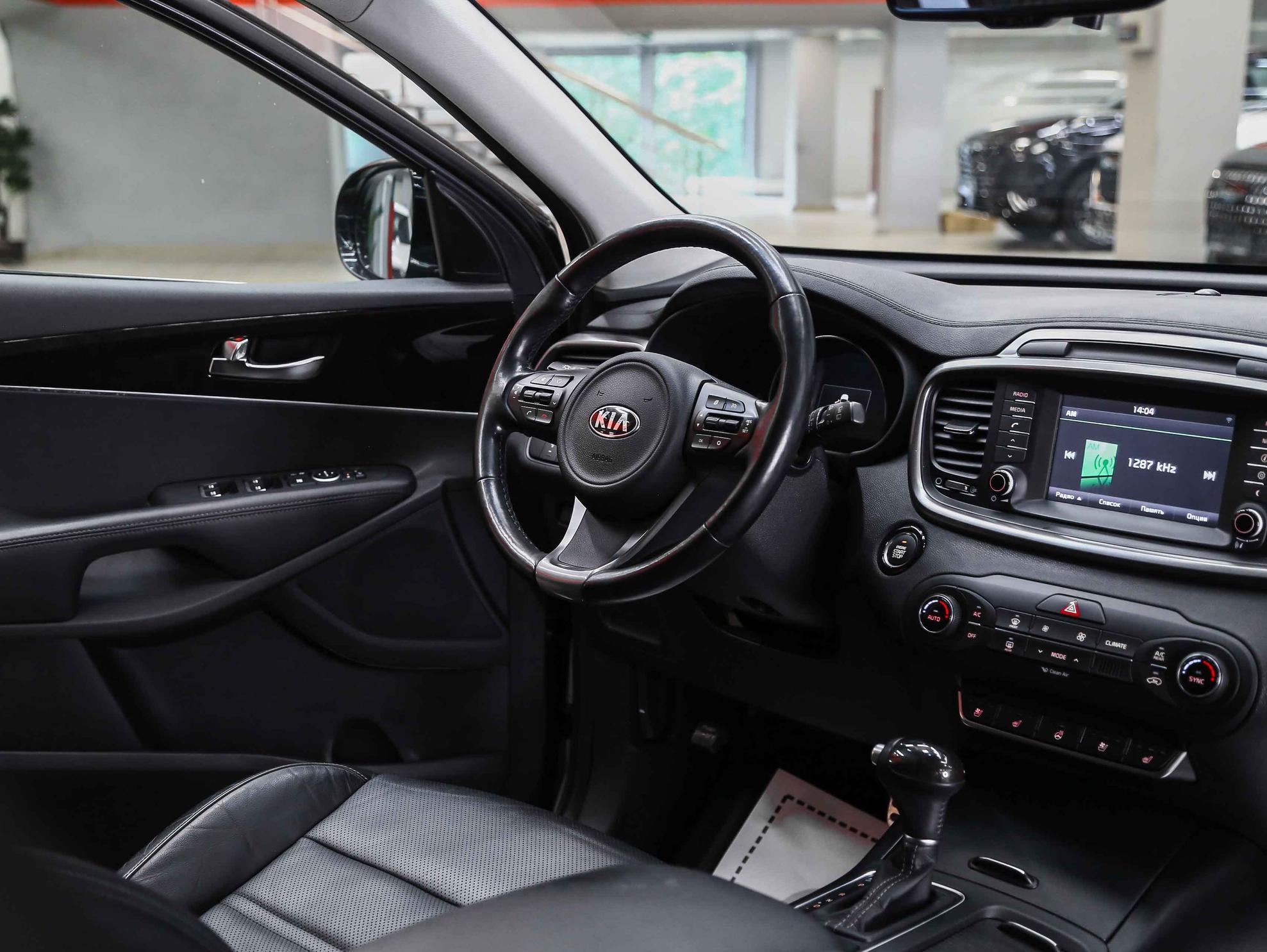Kia Sorento 2016, серый, ДЦ Орехово