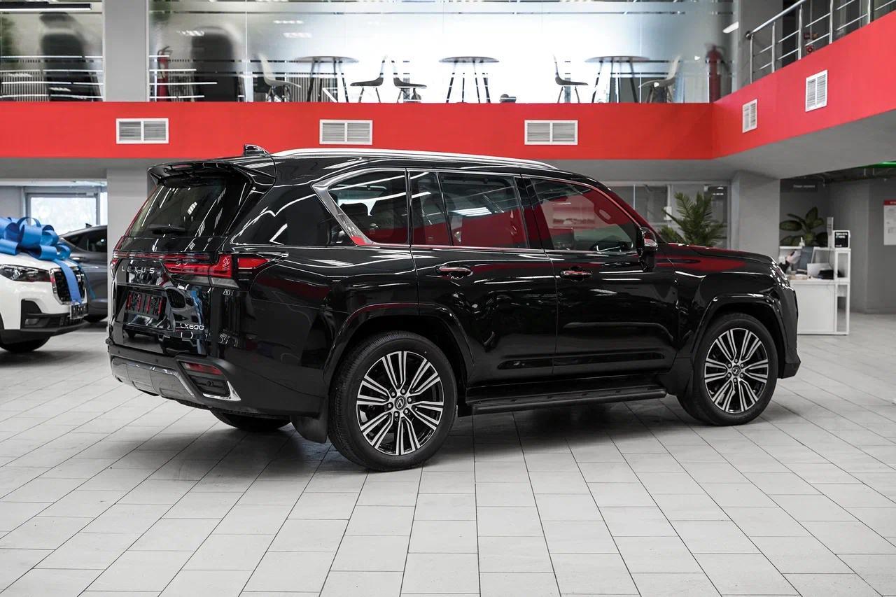 Lexus LX 2025, черный, ДЦ Орехово