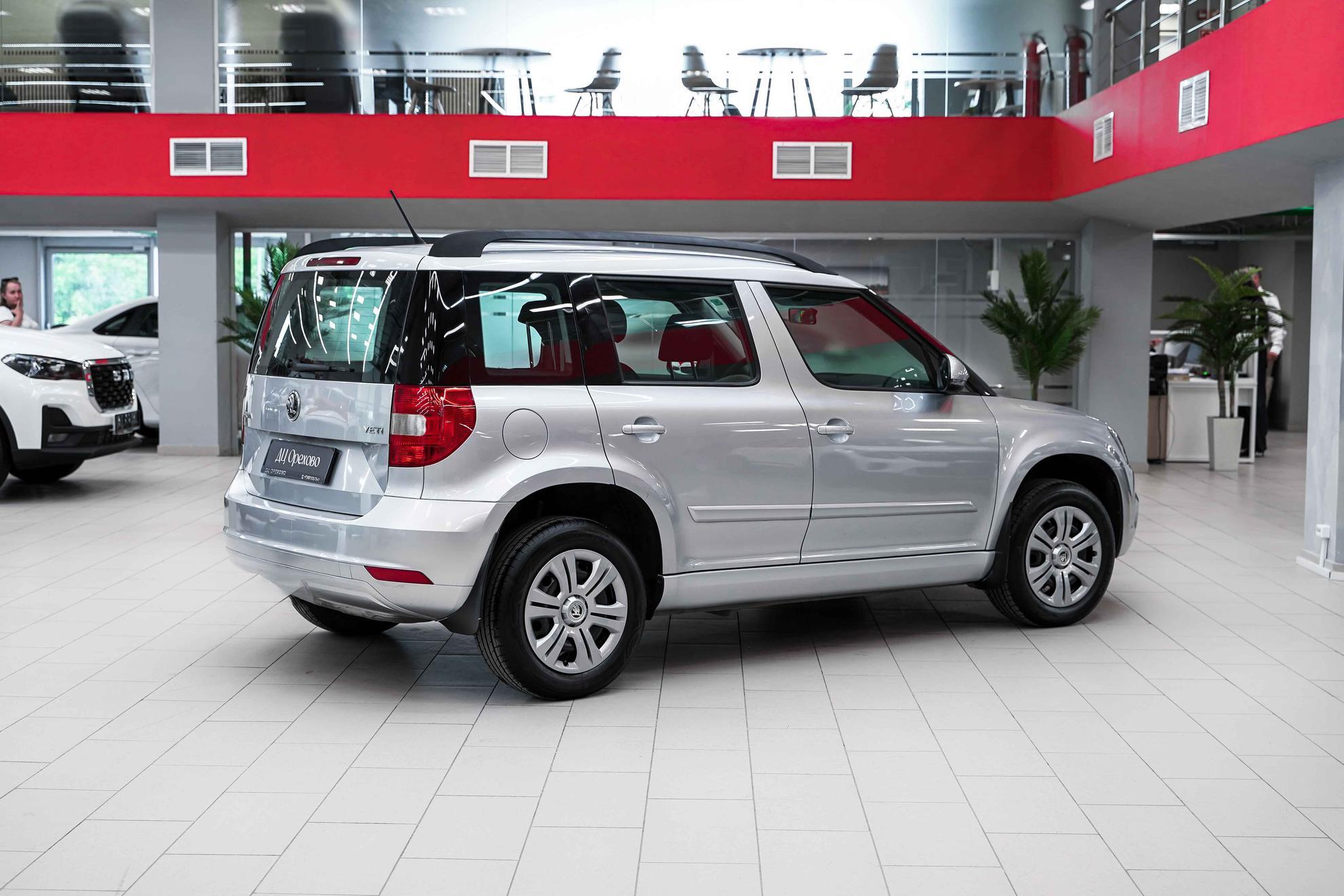 Skoda Yeti 2016, серебряный, ДЦ Орехово
