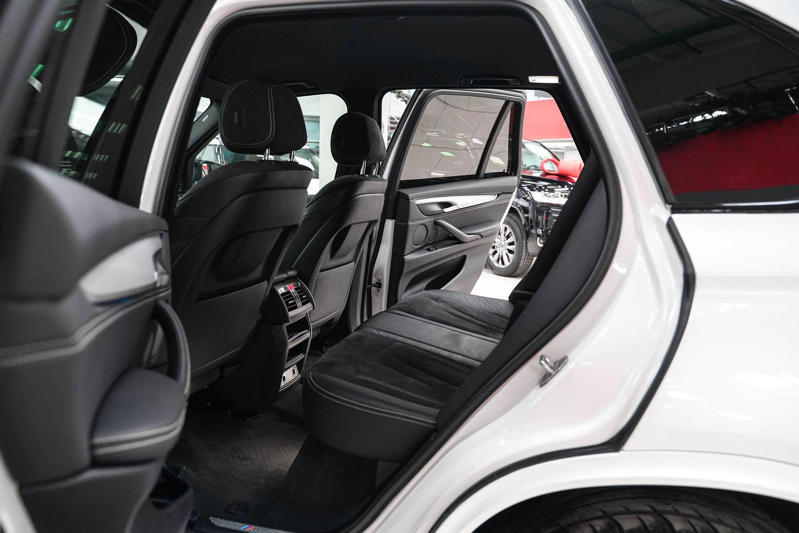BMW X5 2017, белый, ДЦ Орехово