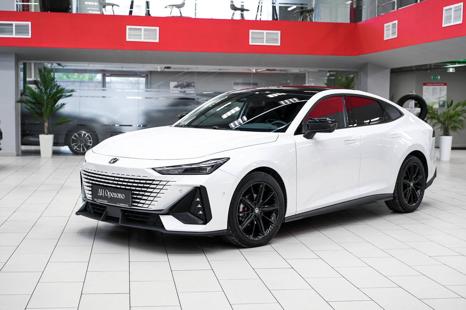 Changan UNI-V 2024, белый, ДЦ Орехово