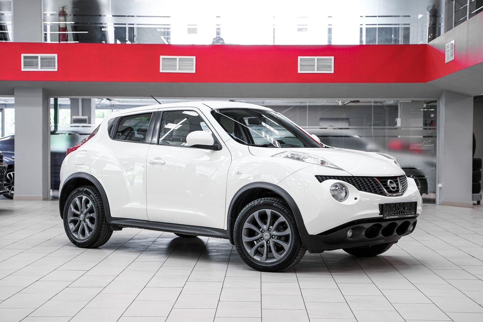 Nissan Juke 2013, белый, ДЦ Орехово