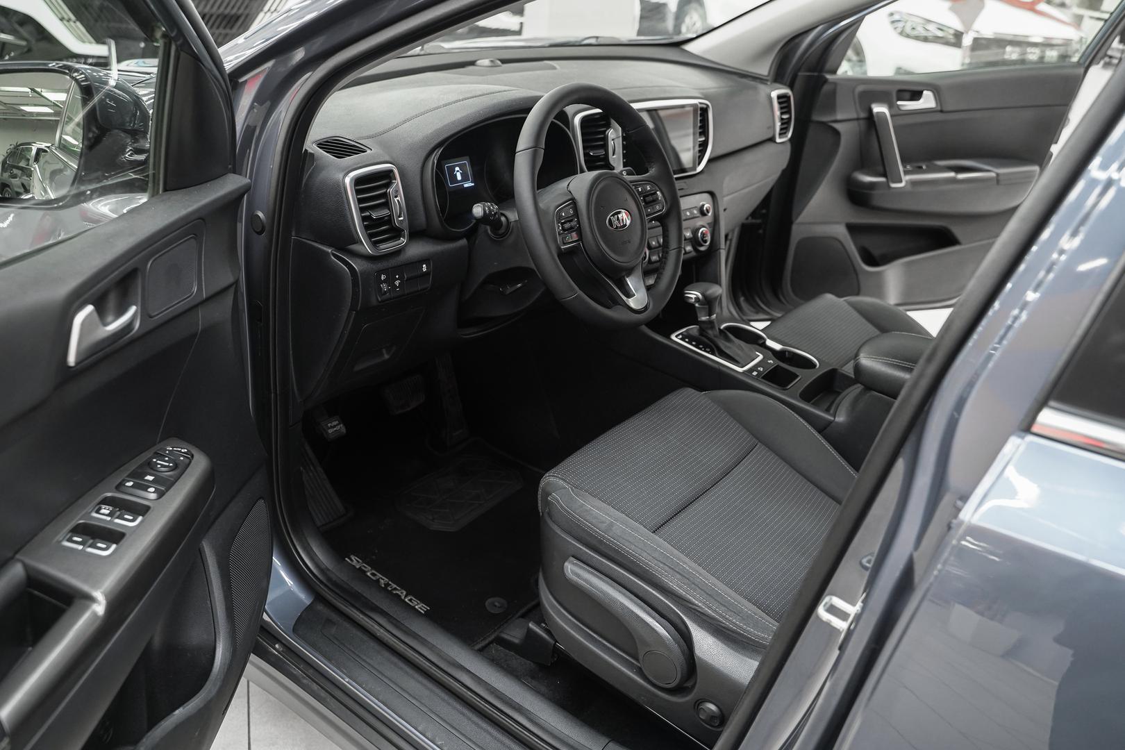 Kia Sportage 2016, синий, ДЦ Орехово