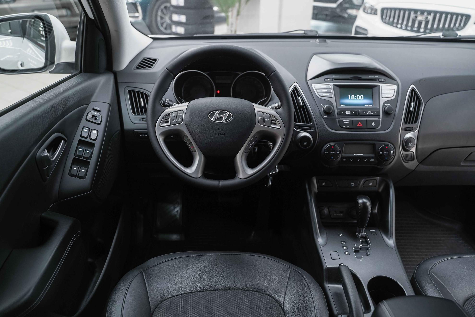 Hyundai ix35 2014, белый, ДЦ Орехово