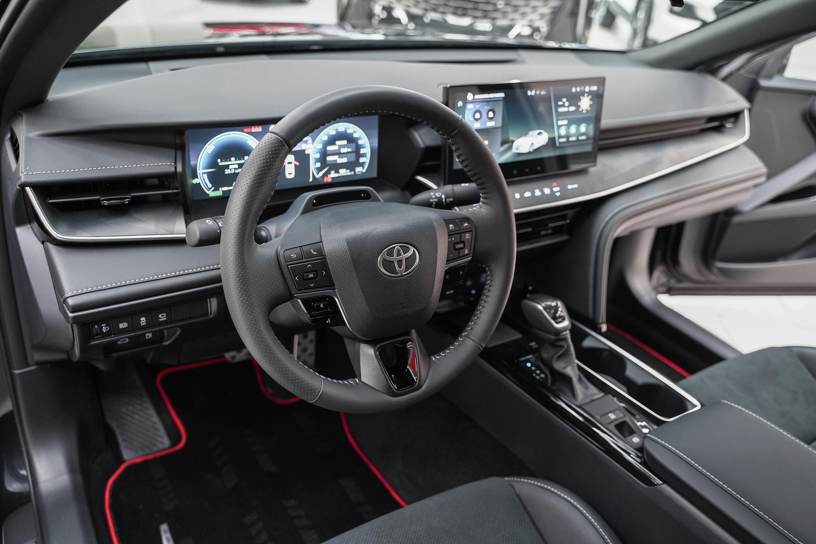 Toyota Camry 2025, черный, ДЦ Орехово