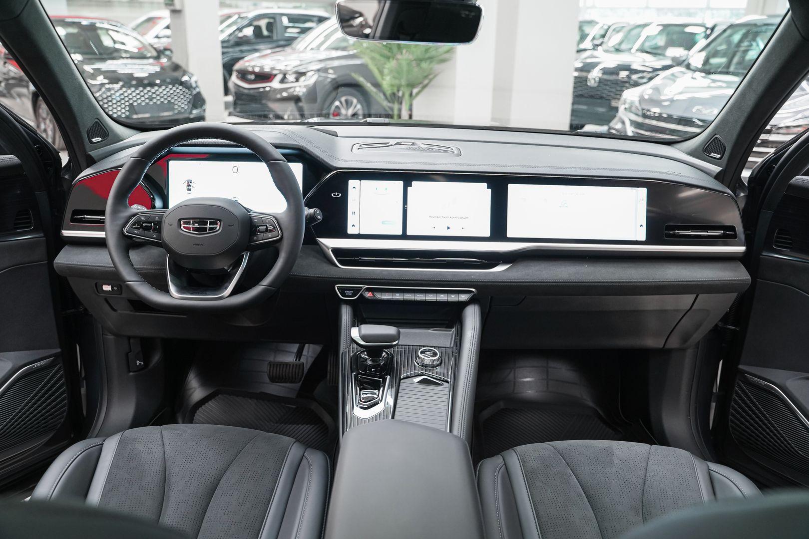 Geely Monjaro 2024, серый, ДЦ Орехово