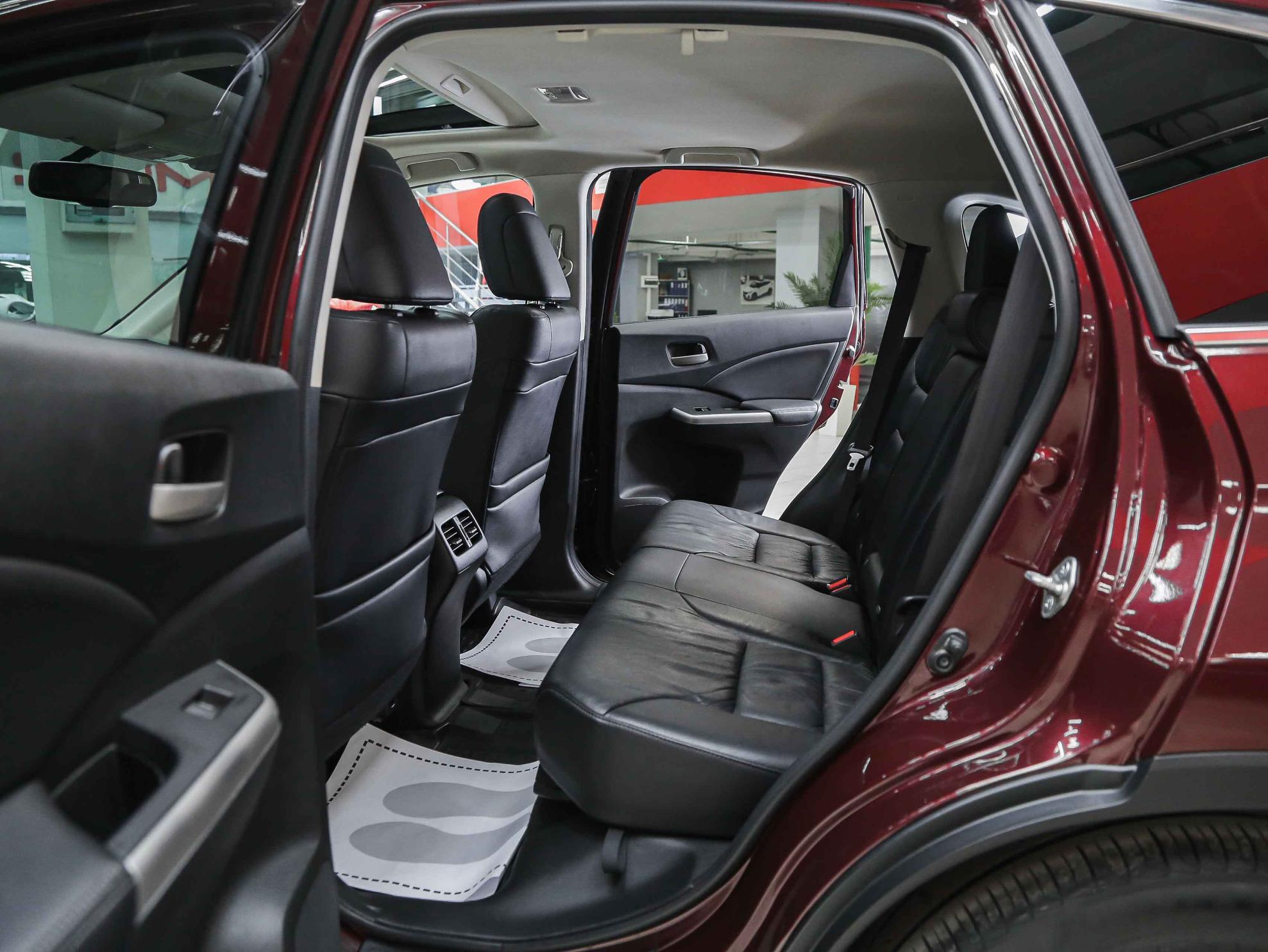 Honda CR-V 2014, красный, ДЦ Орехово