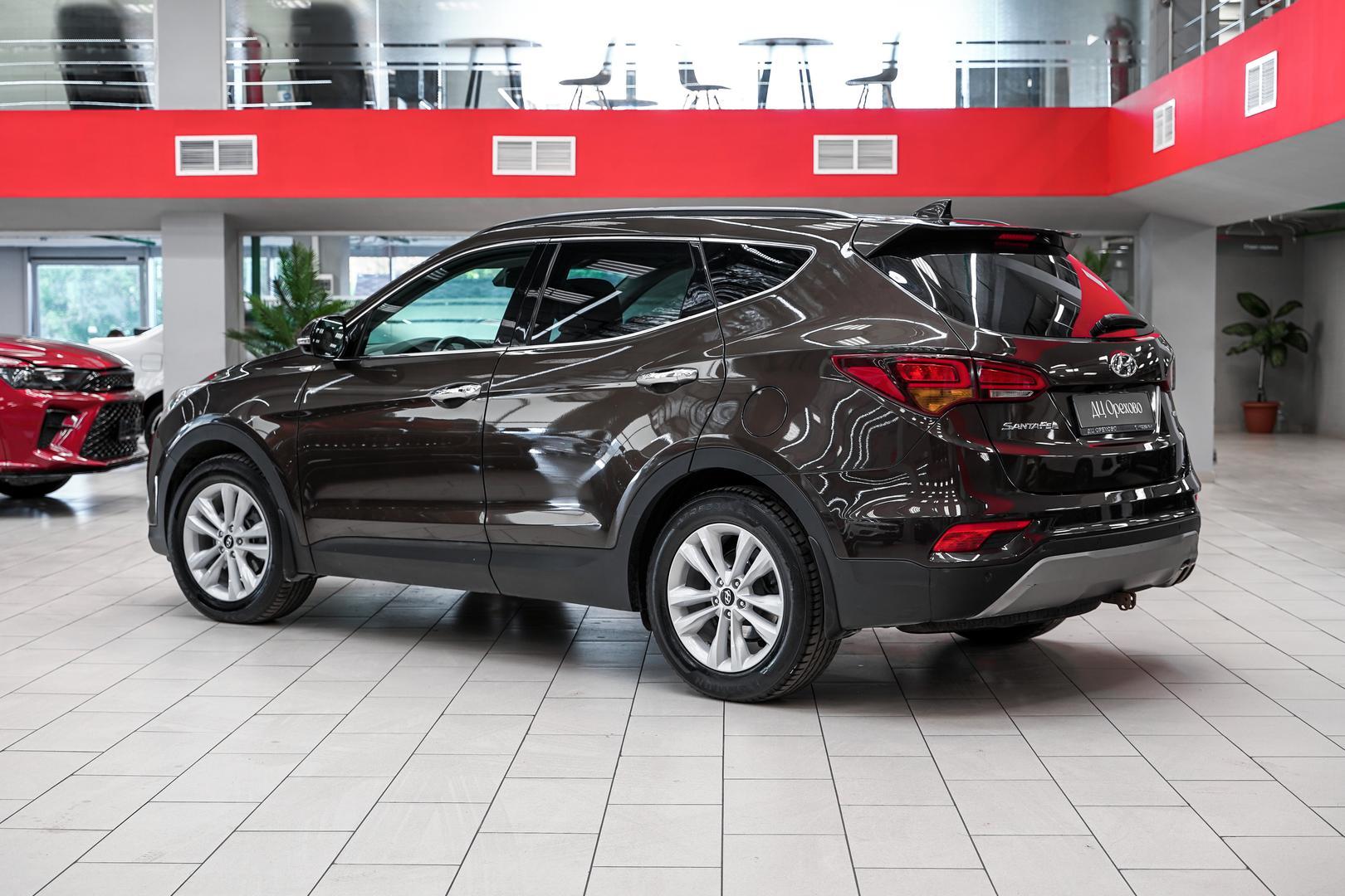 Hyundai Santa Fe 2016, коричневый, ДЦ Орехово