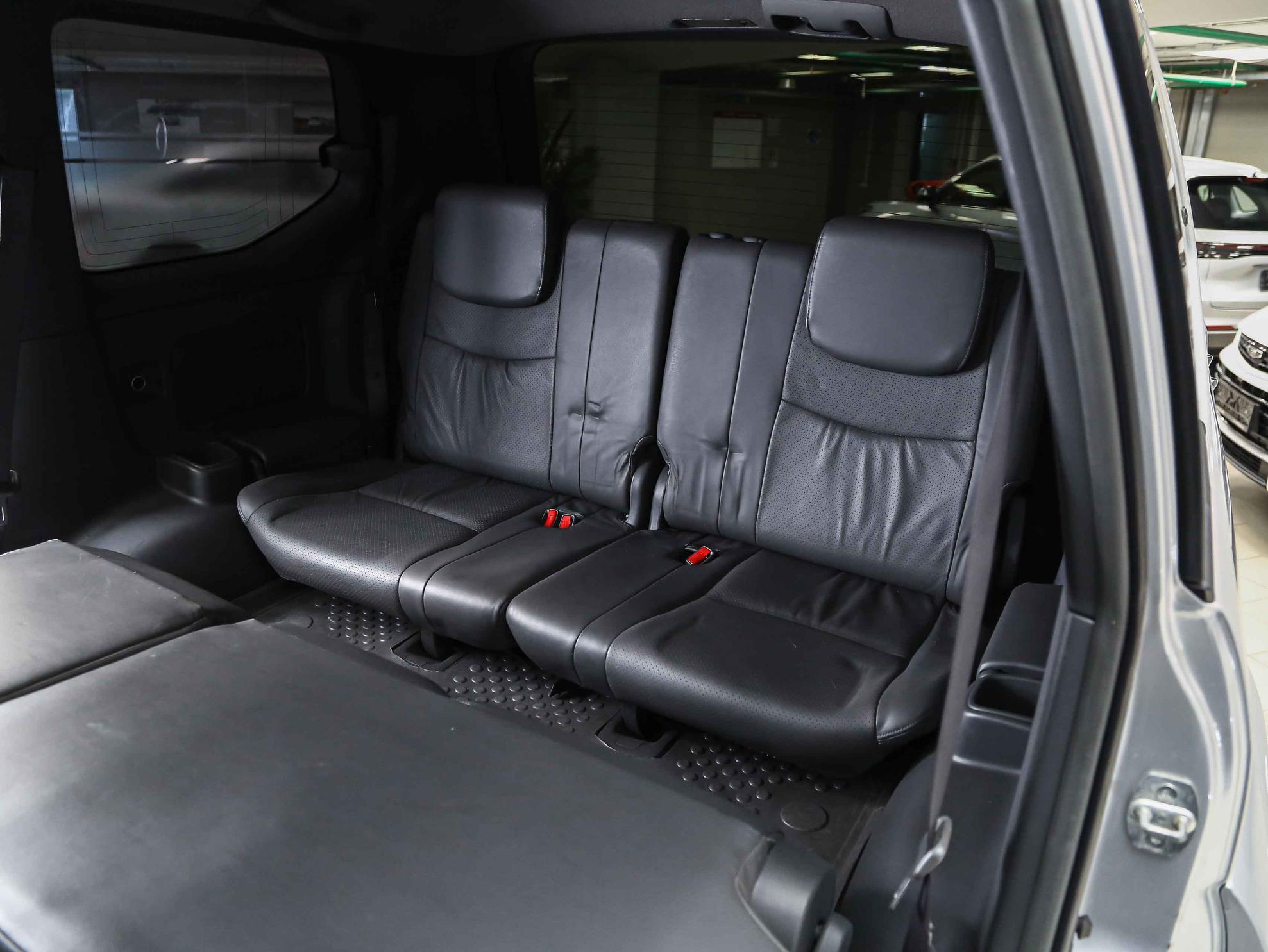 Toyota Land Cruiser Prado 2005, серебряный, ДЦ Орехово