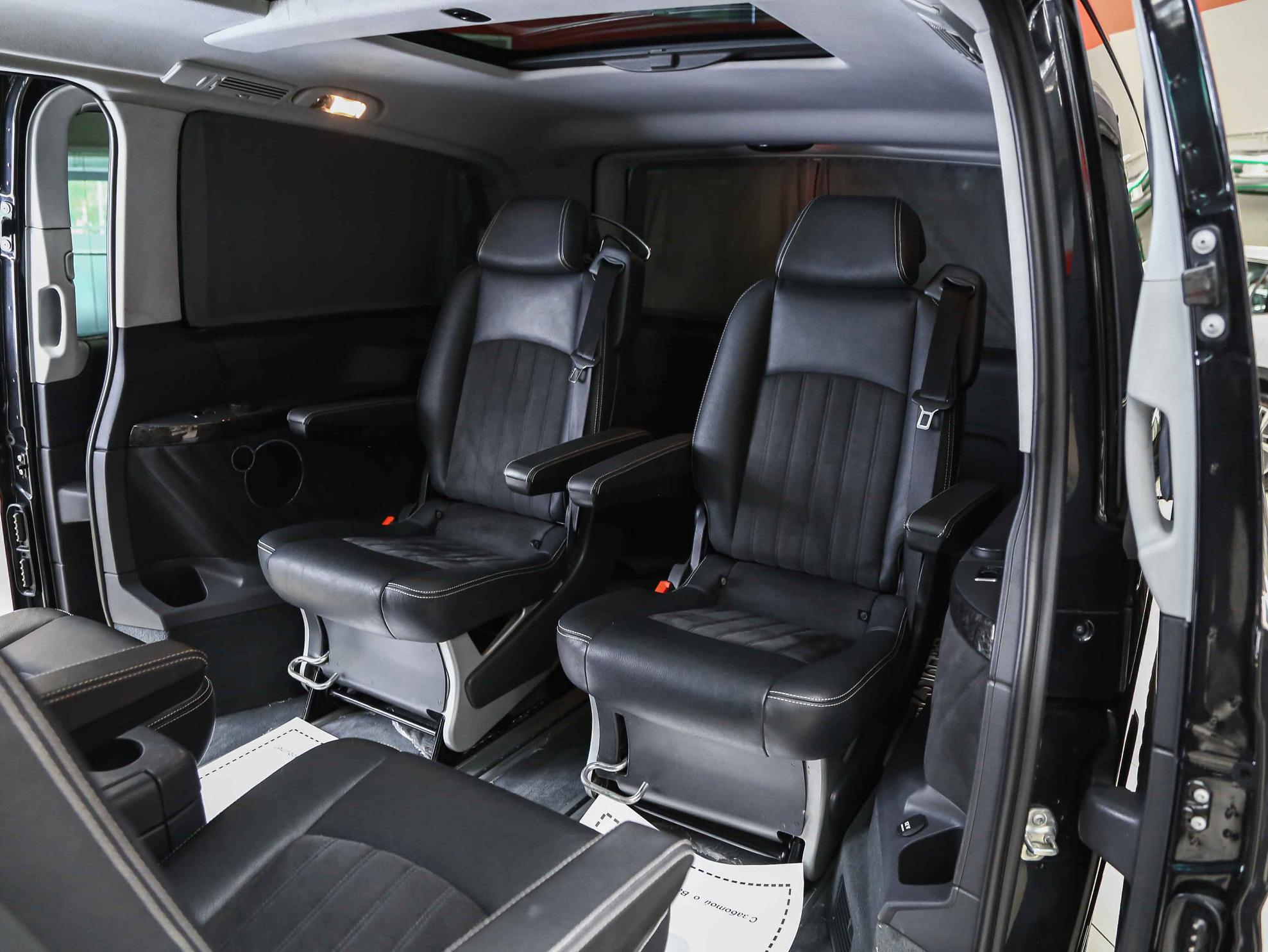 Mercedes-Benz Viano 2011, черный, ДЦ Орехово