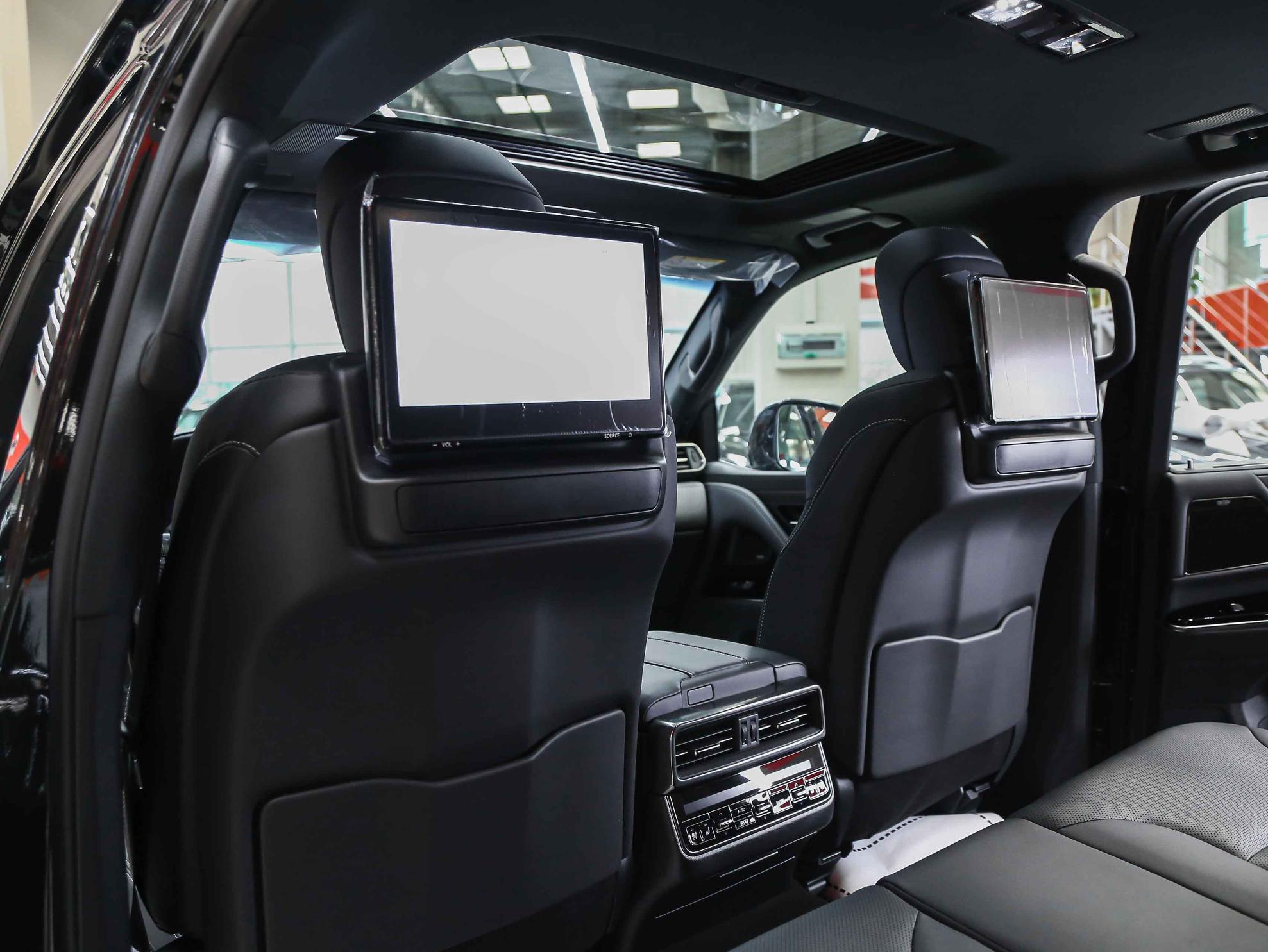 Lexus LX 2026, черный, ДЦ Орехово