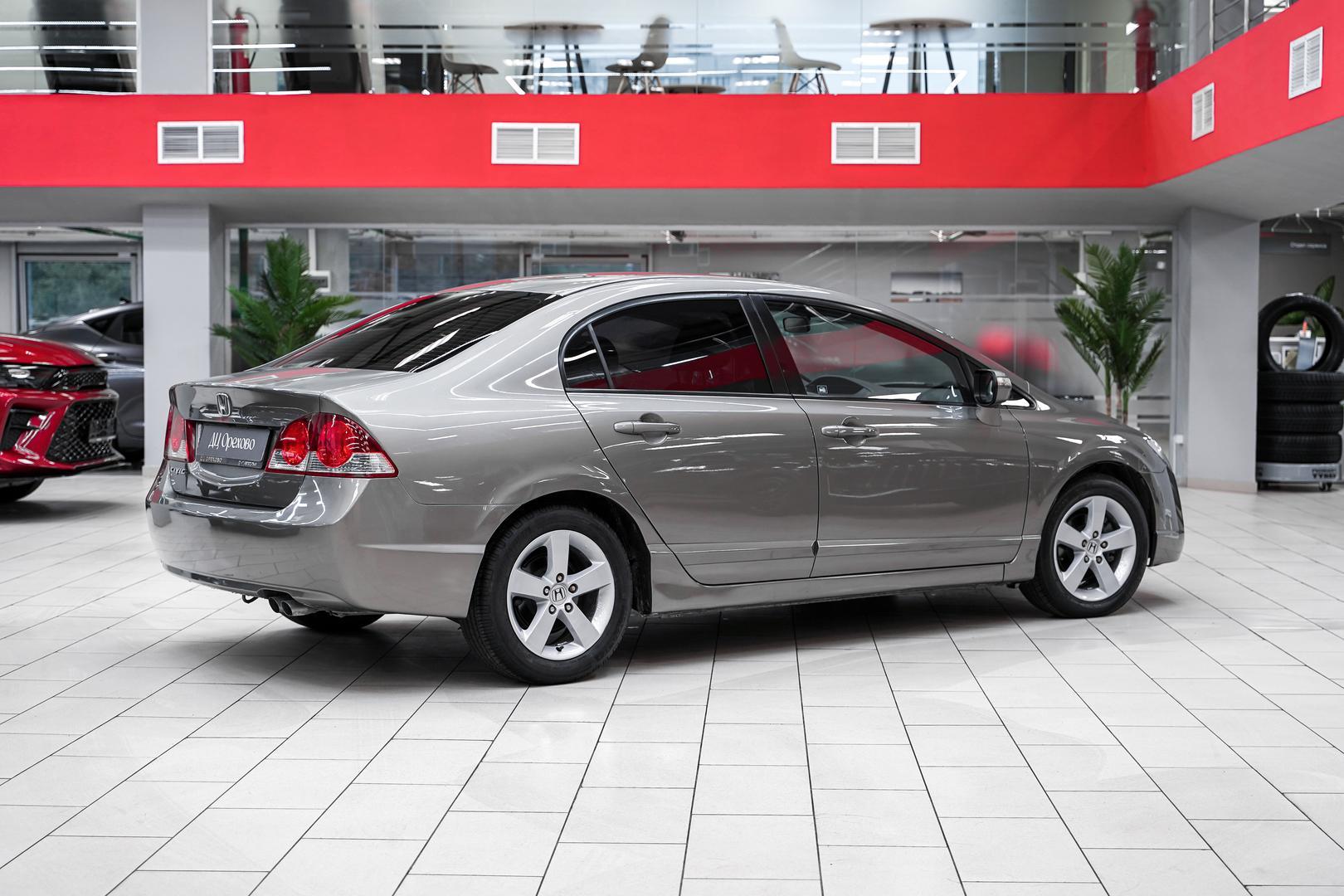 Honda Civic 2007, серый, ДЦ Орехово