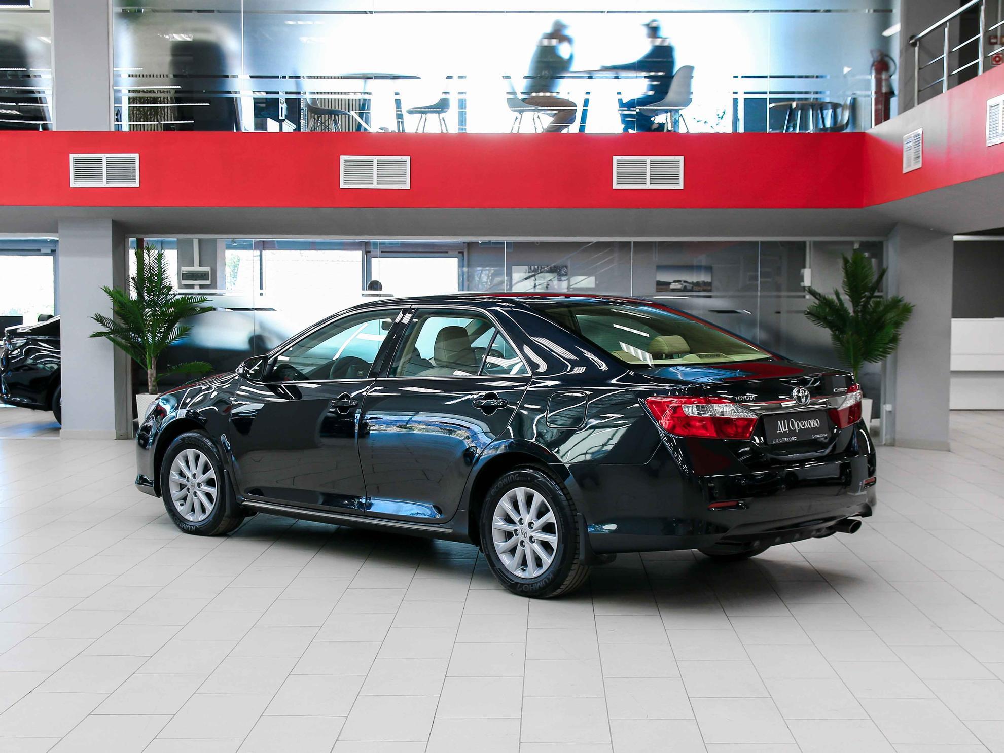 Toyota Camry 2012, серый, ДЦ Орехово