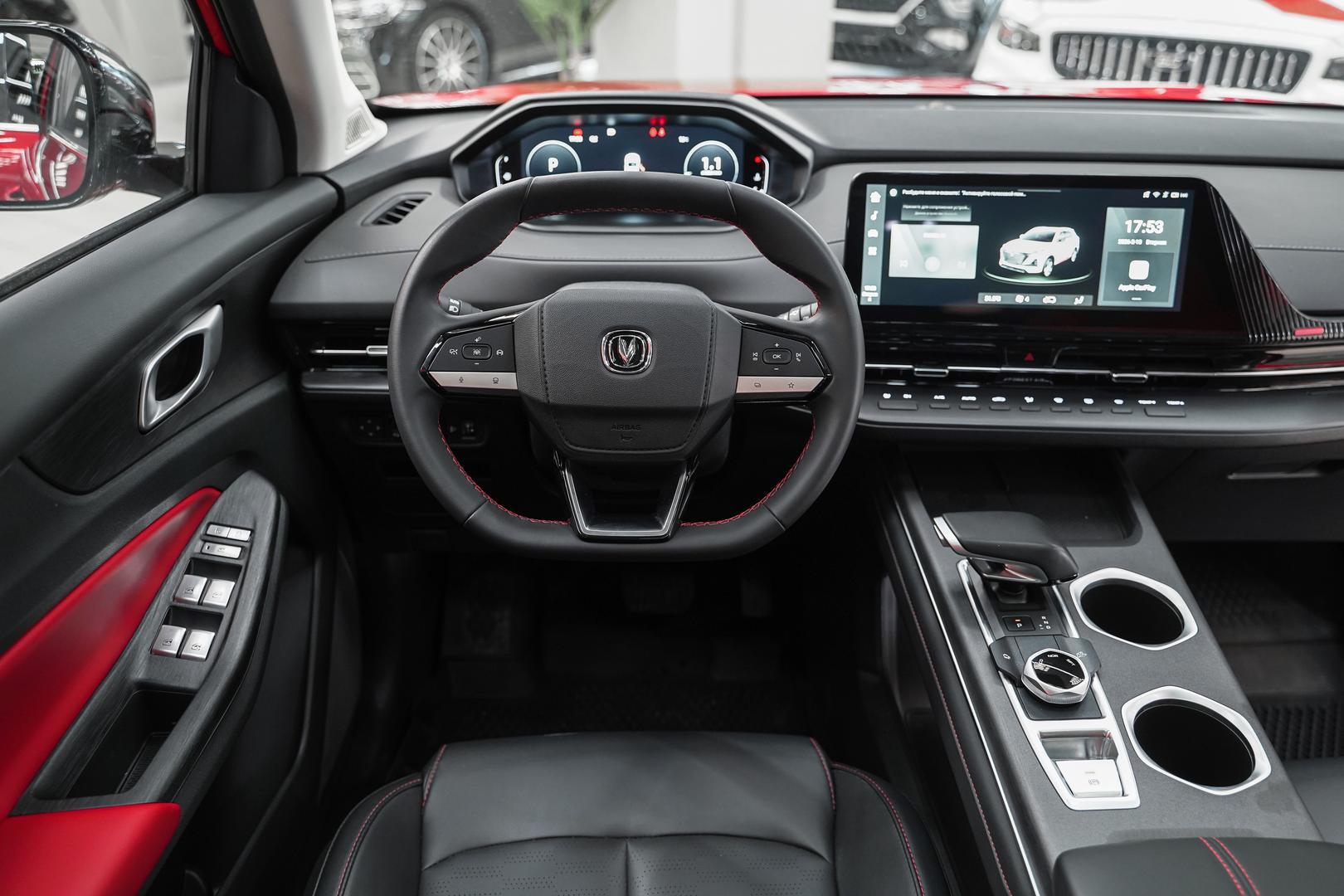 Changan UNI-S 2024, красный, ДЦ Орехово
