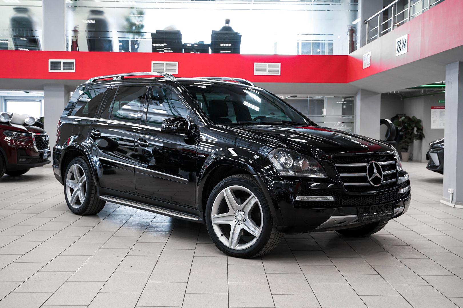 Mercedes-Benz GL-Класс 2011, черный, ДЦ Орехово