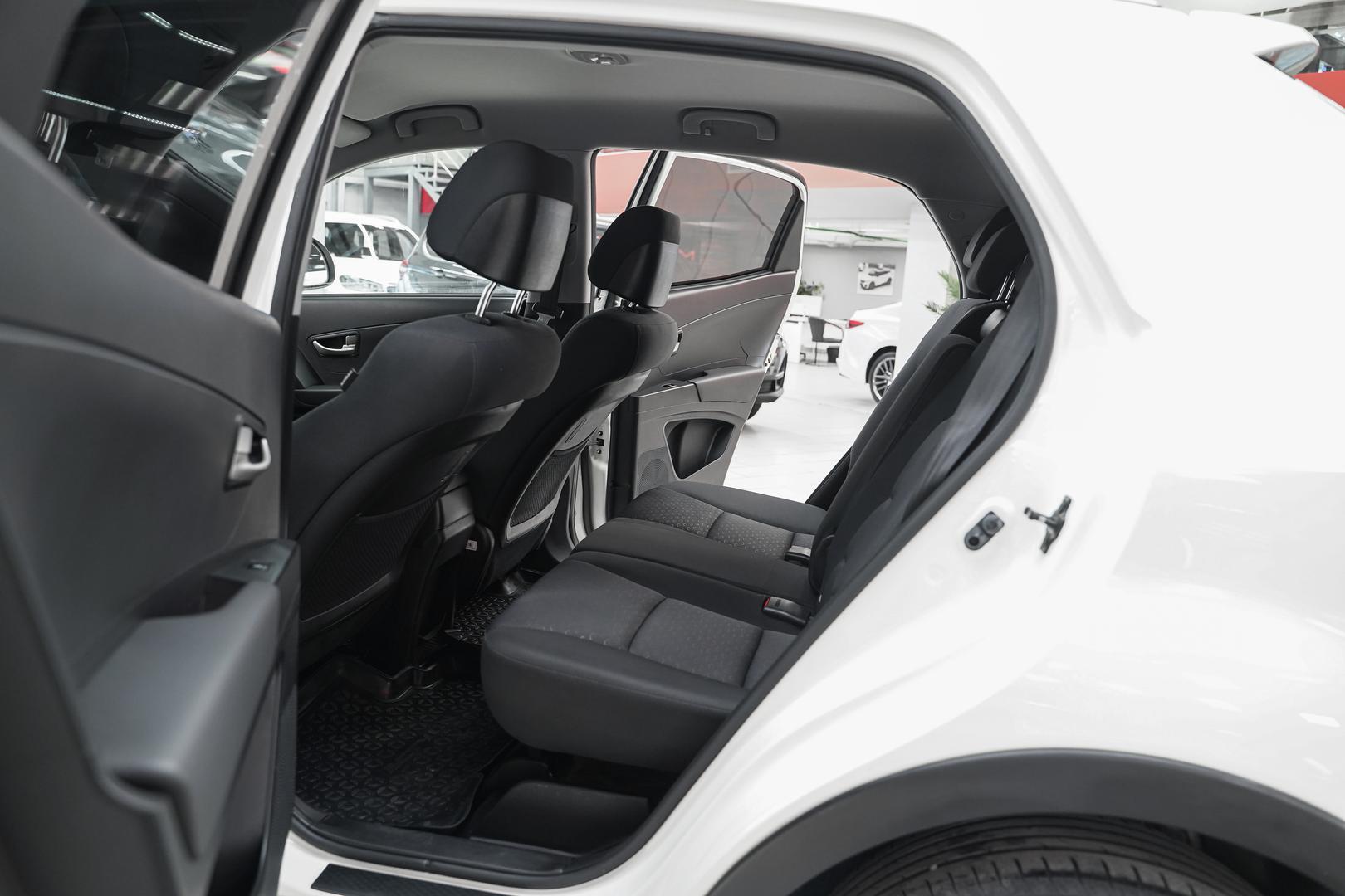 SsangYong Actyon 2011, белый, ДЦ Орехово