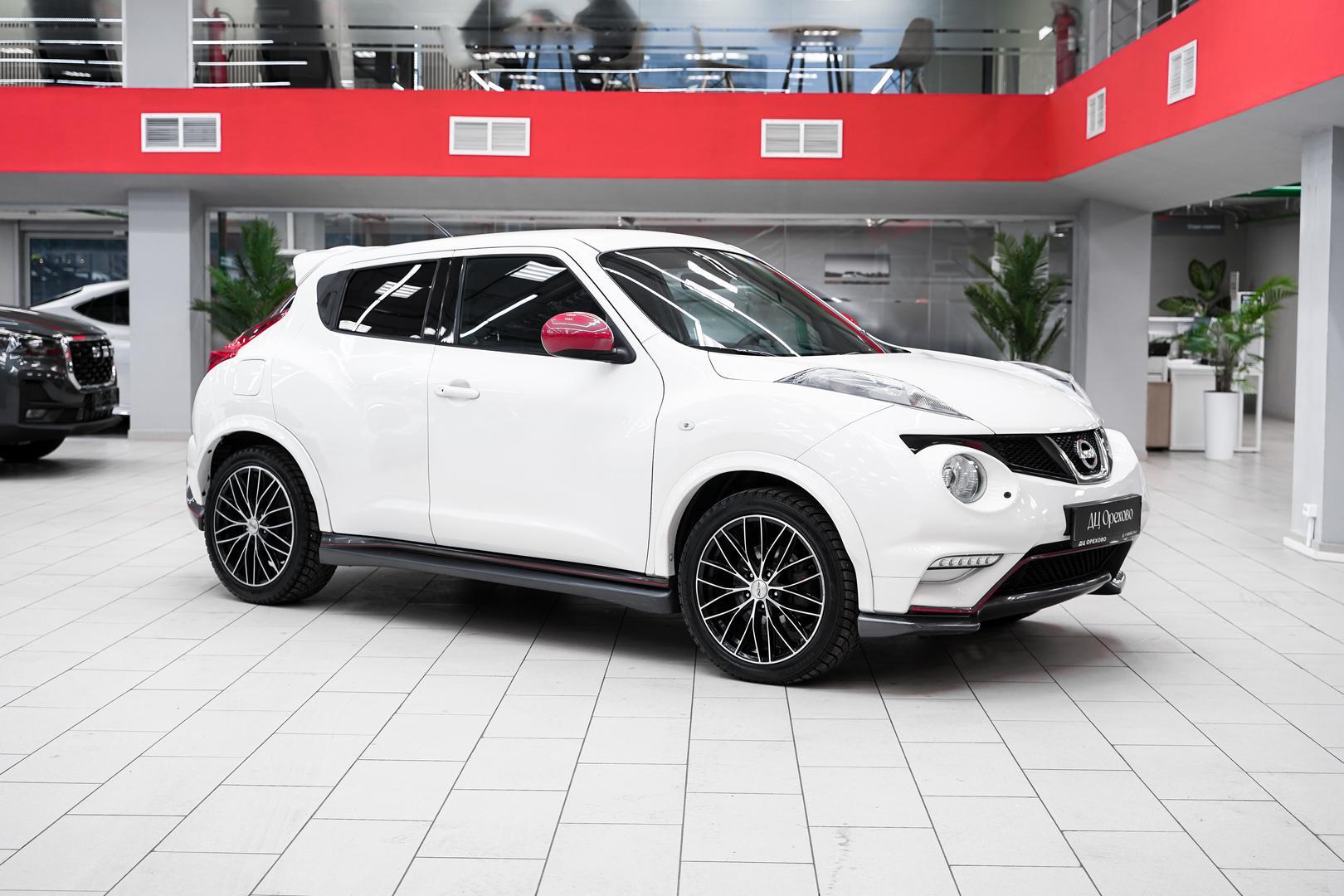 Nissan Juke Nismo 2013, белый, ДЦ Орехово