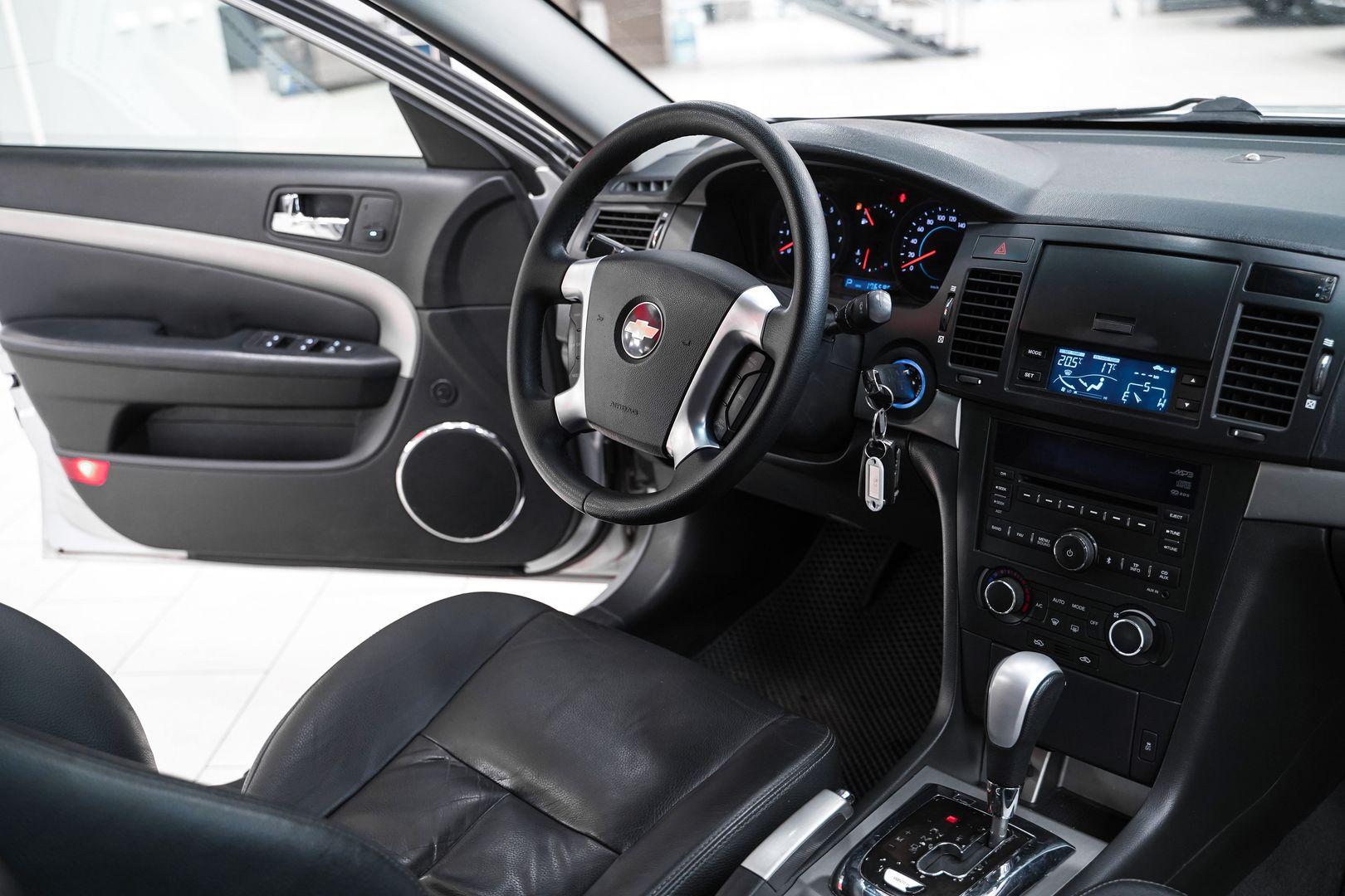 Chevrolet Epica 2011, серебряный, ДЦ Орехово