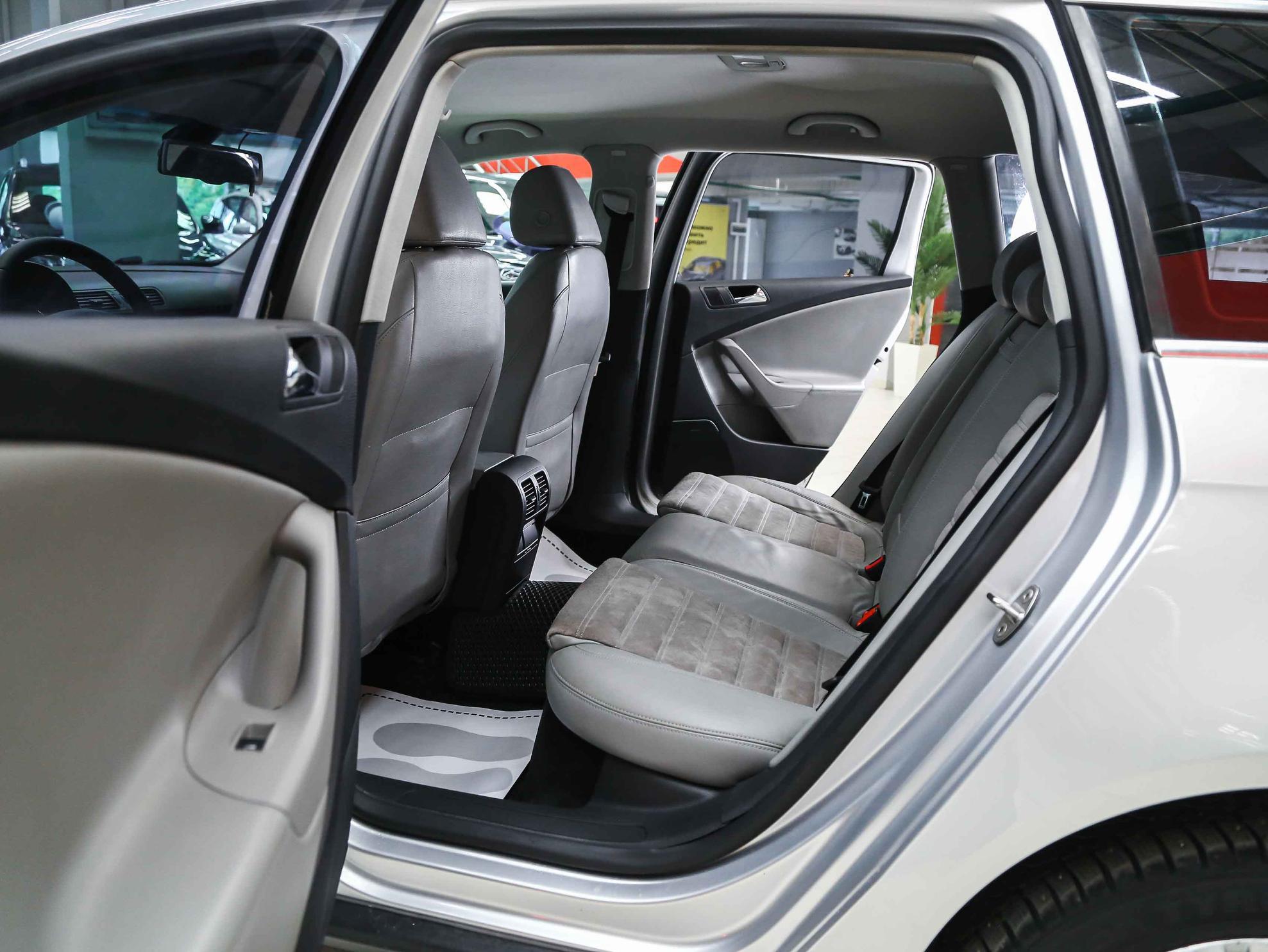 Volkswagen Passat 2007, серебряный, ДЦ Орехово