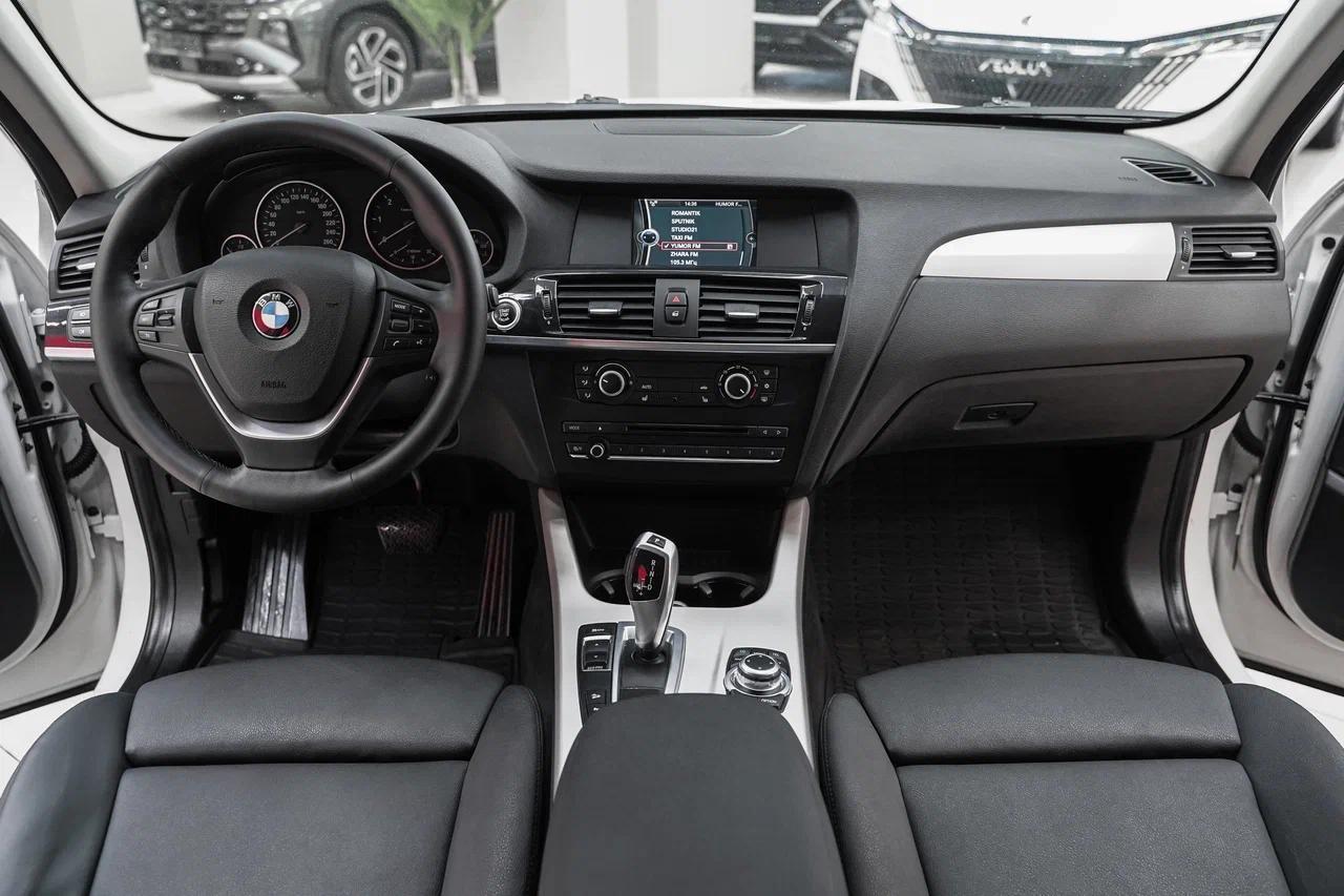 BMW X3 2012, белый, ДЦ Орехово