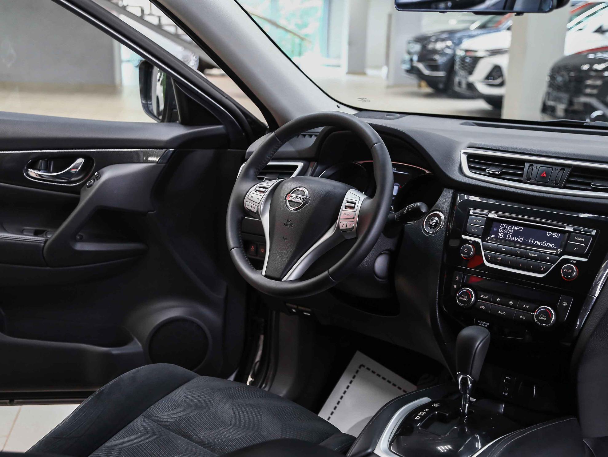 Nissan X-Trail 2015, серый, ДЦ Орехово