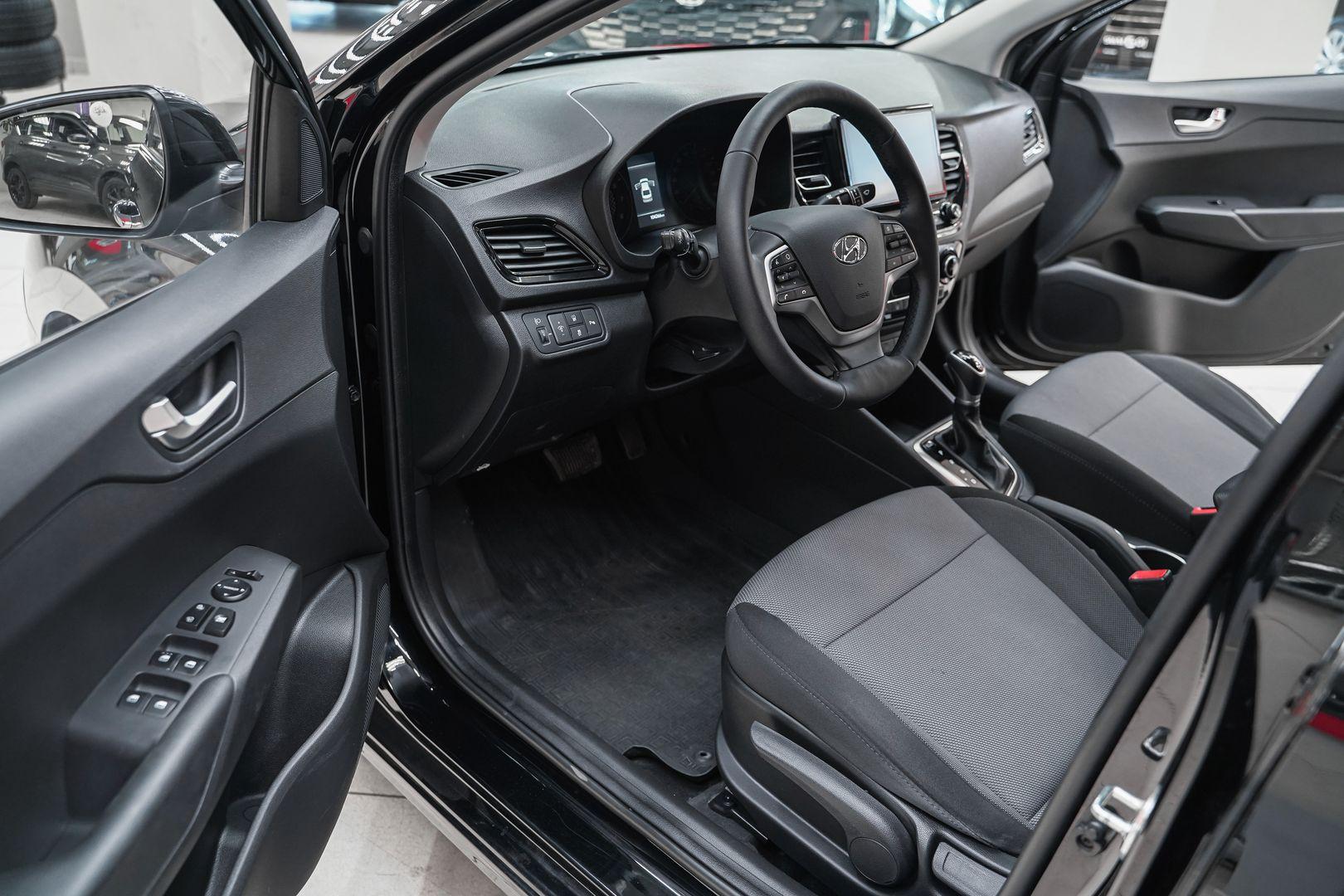 Hyundai Solaris 2020, черный, ДЦ Орехово