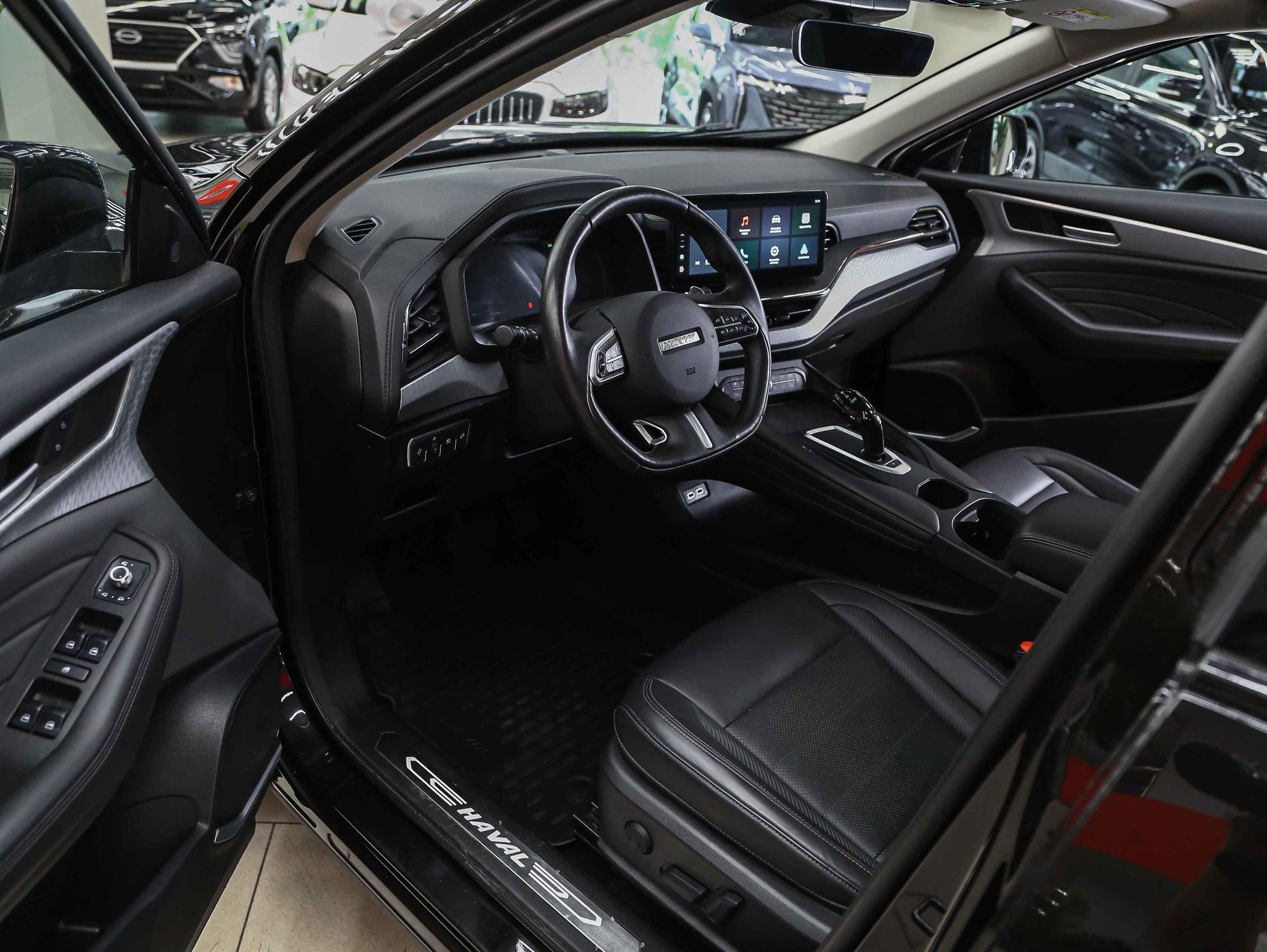 Haval F7 2023, черный, ДЦ Орехово