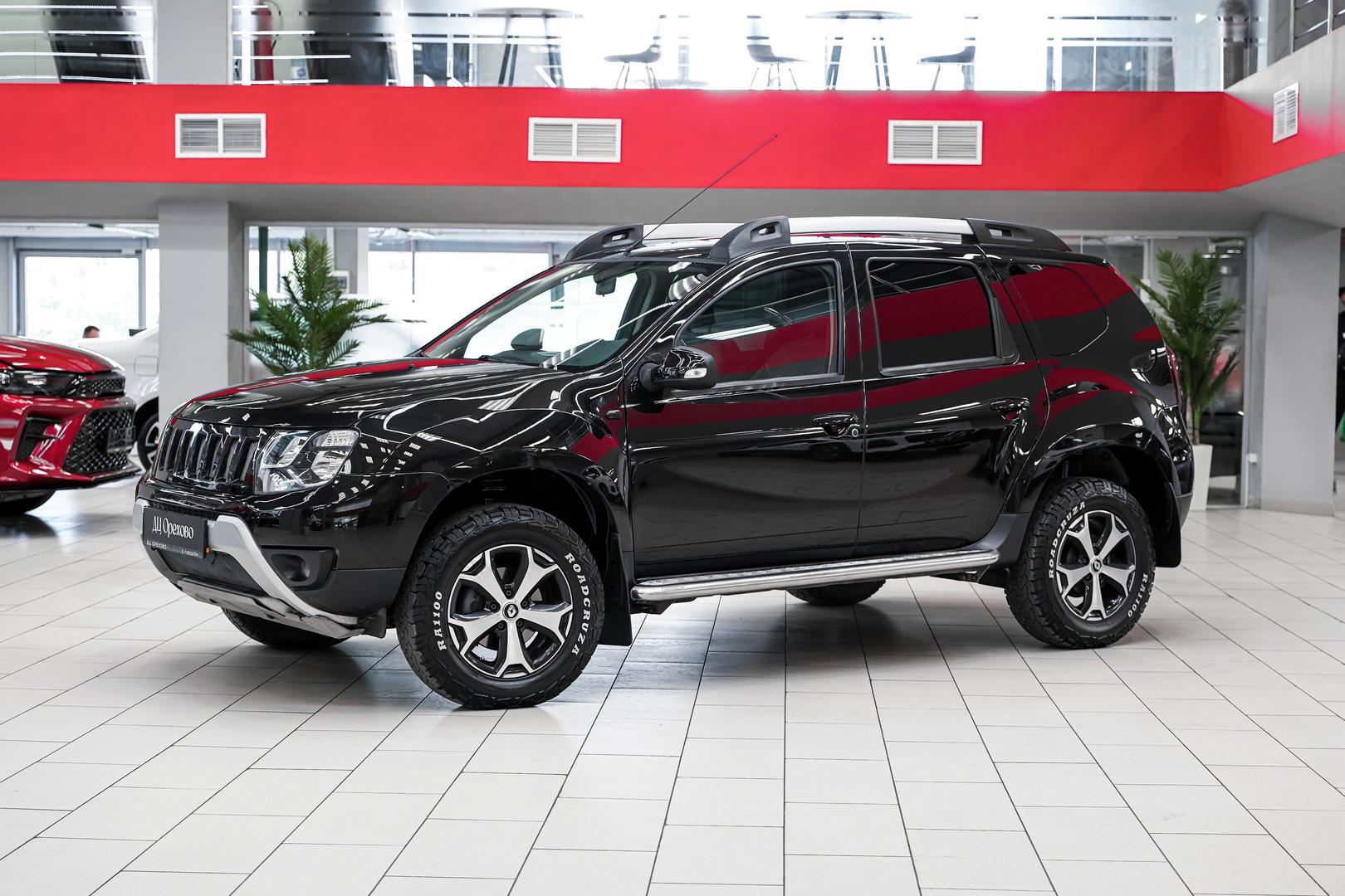 Renault Duster 2016, черный, ДЦ Орехово